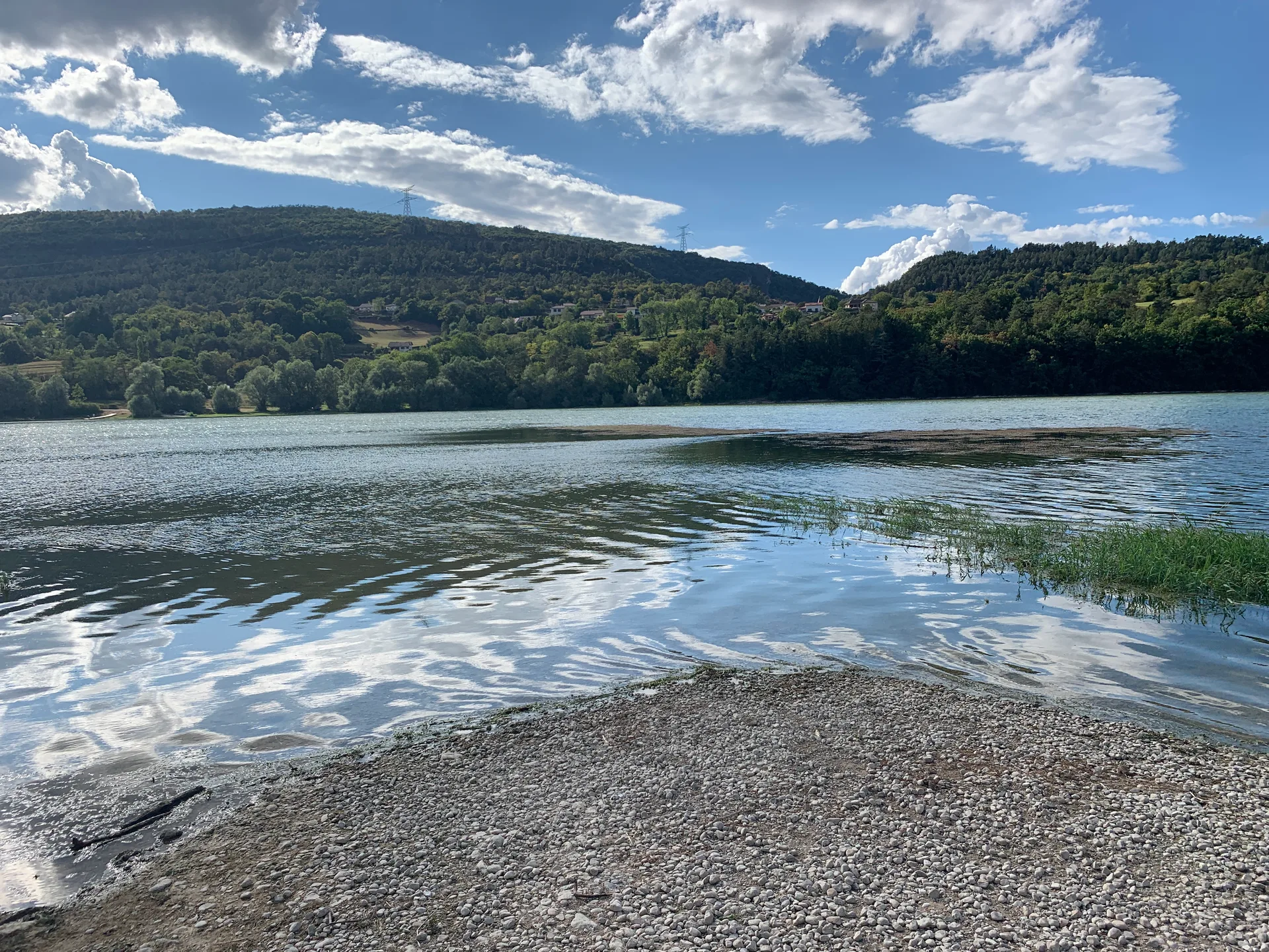 Lac de Conflans à Matafelon-Granges — À 417 m du lac
