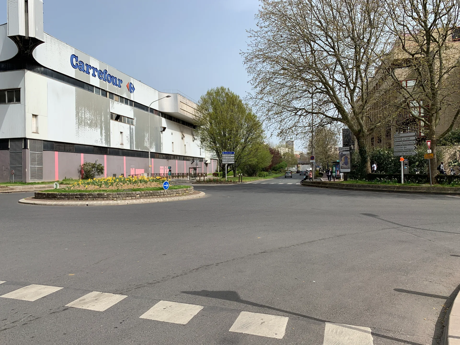 Lac de Créteil à Créteil — À 457 m du lac