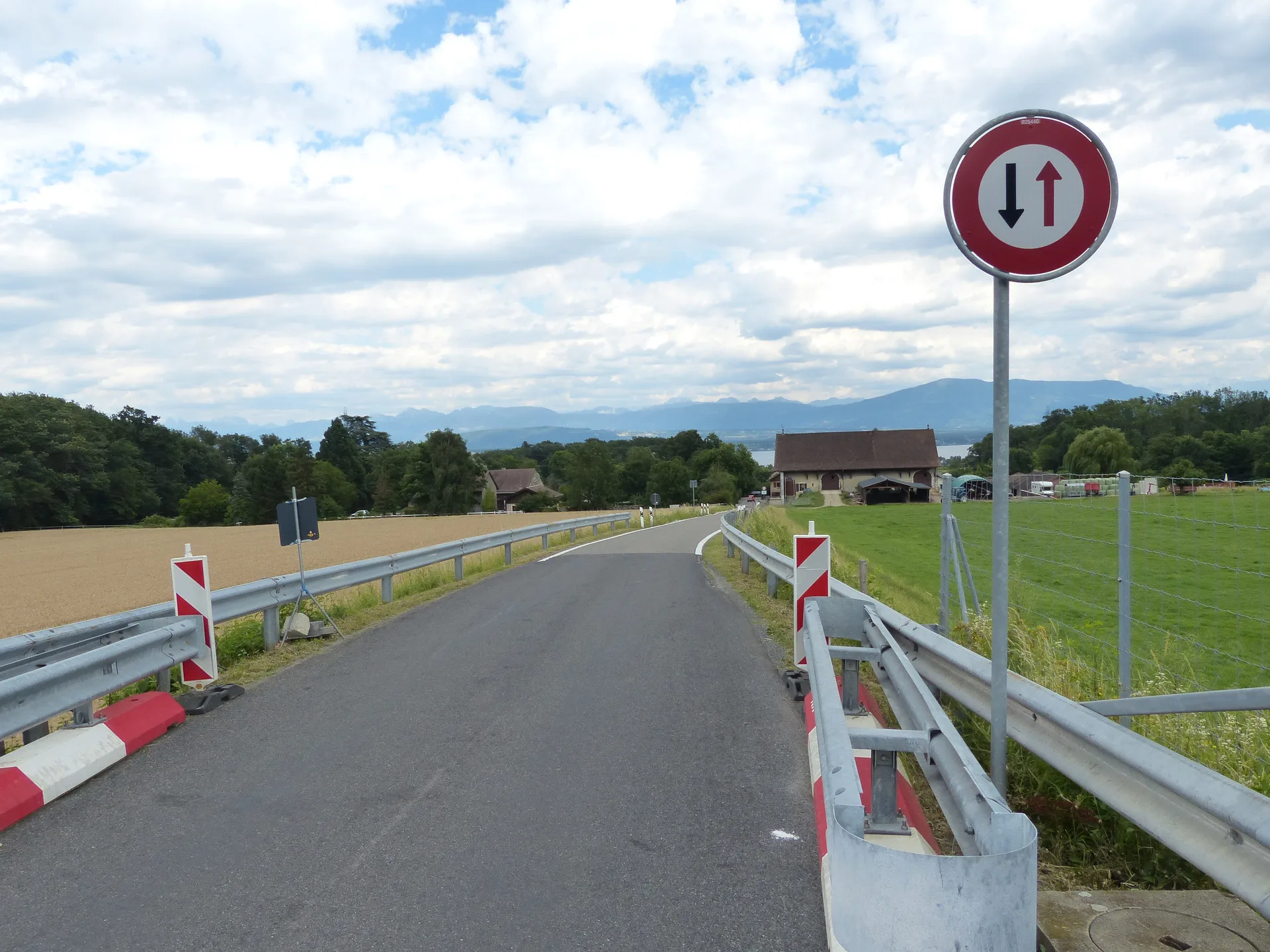 Lac de Divonne à Divonne-les-Bains — À 1,3 km du lac