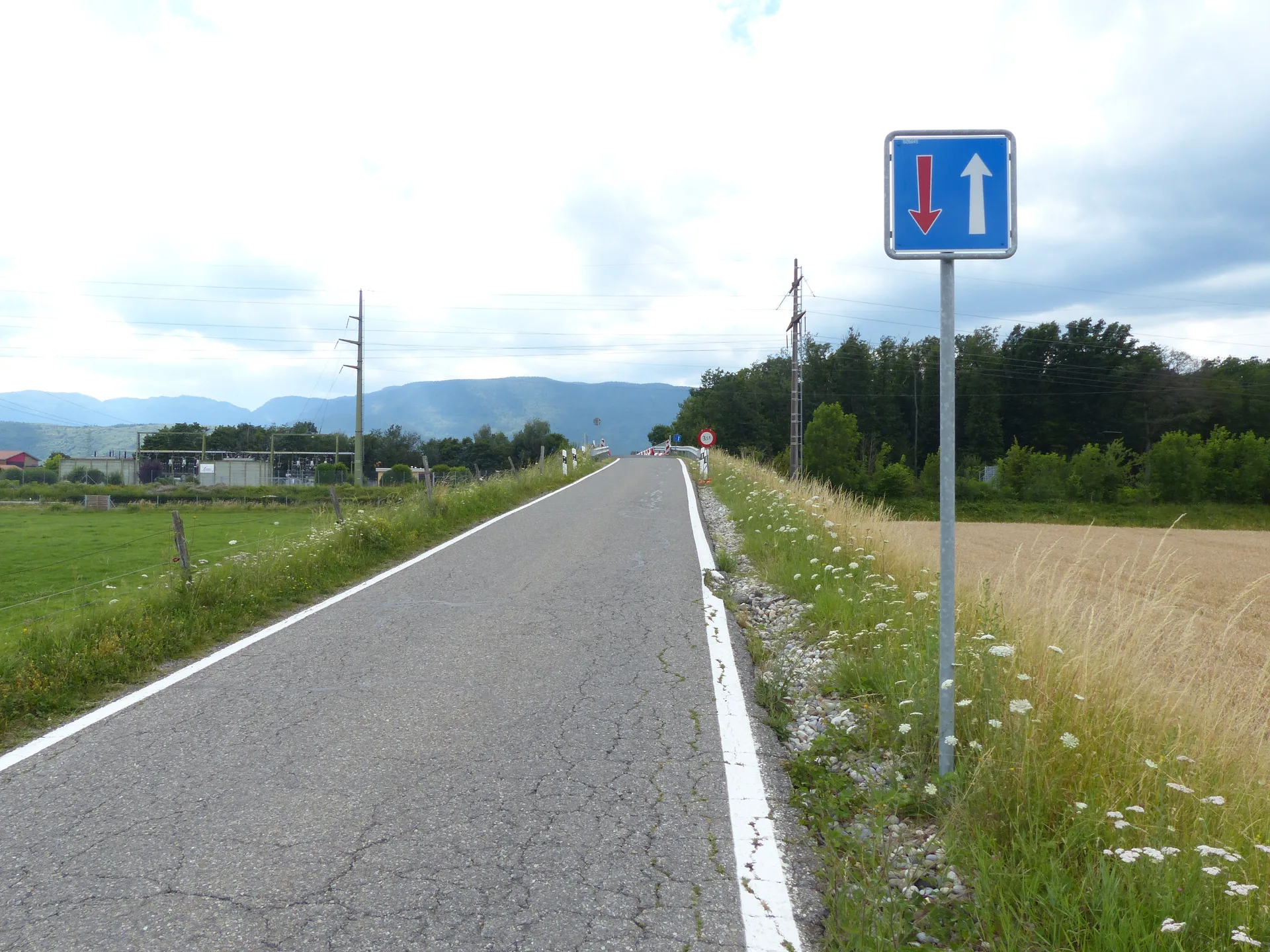 Lac de Divonne à Divonne-les-Bains — À 1,4 km du lac