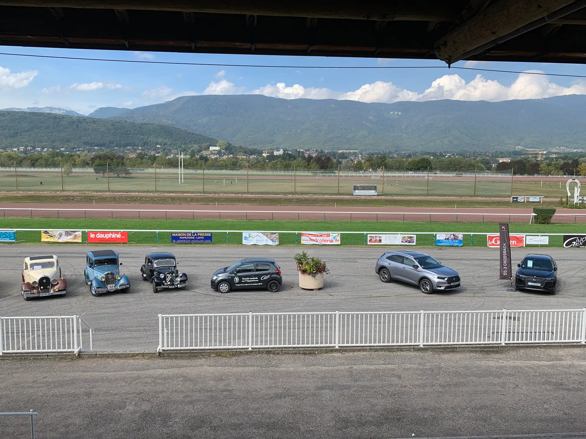 Lac de Divonne à Divonne-les-Bains — À 490 m du lac