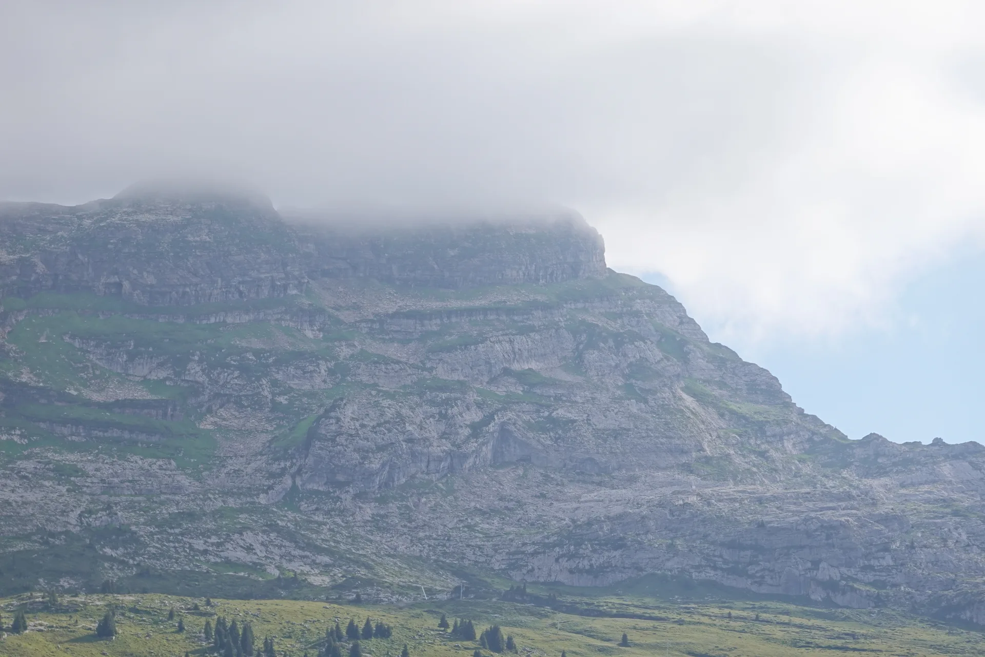 Lac de Flaine à Magland — À 1,8 km du lac
