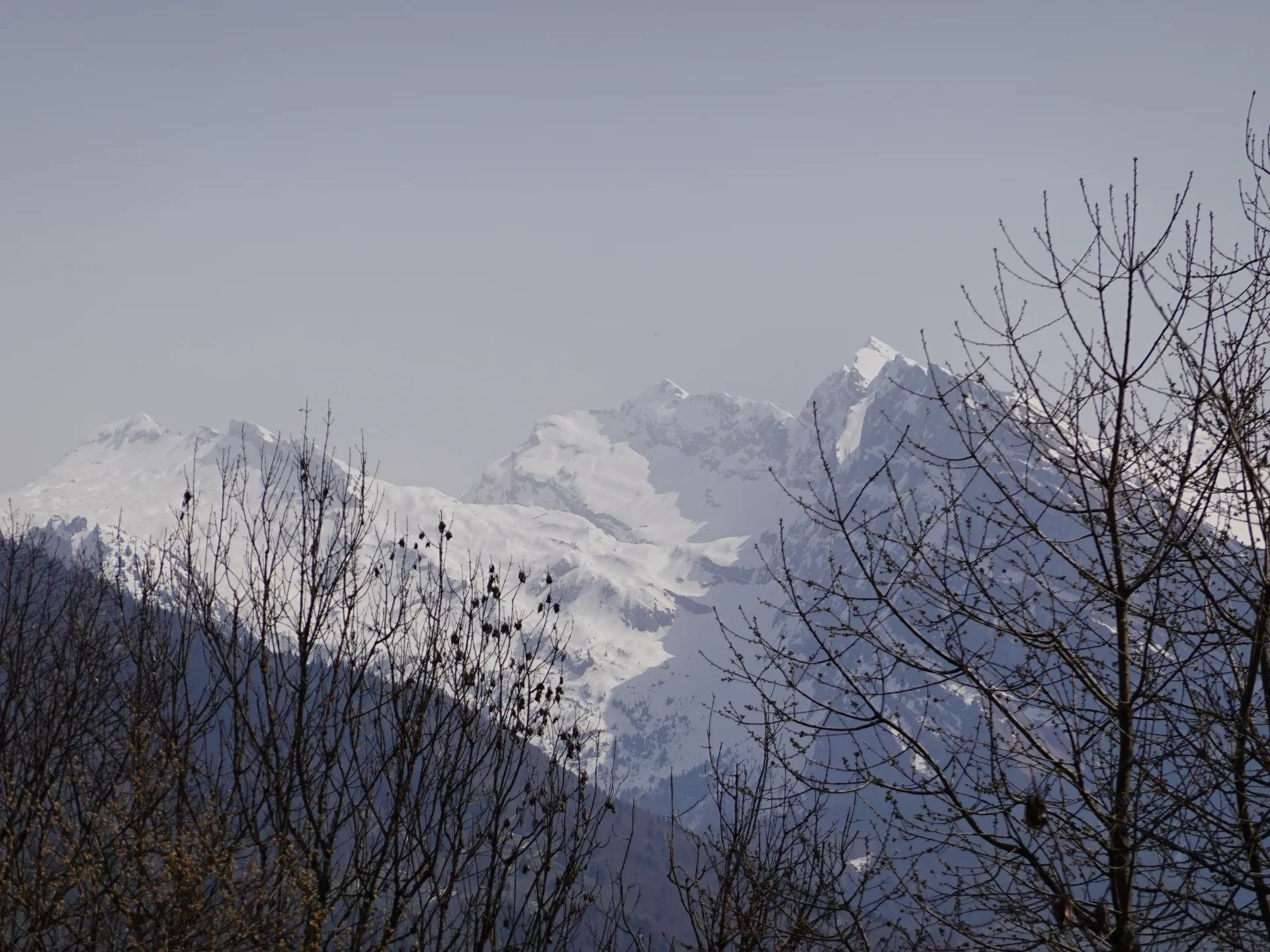 Lac de Flerier à Taninges — À 727 m du lac