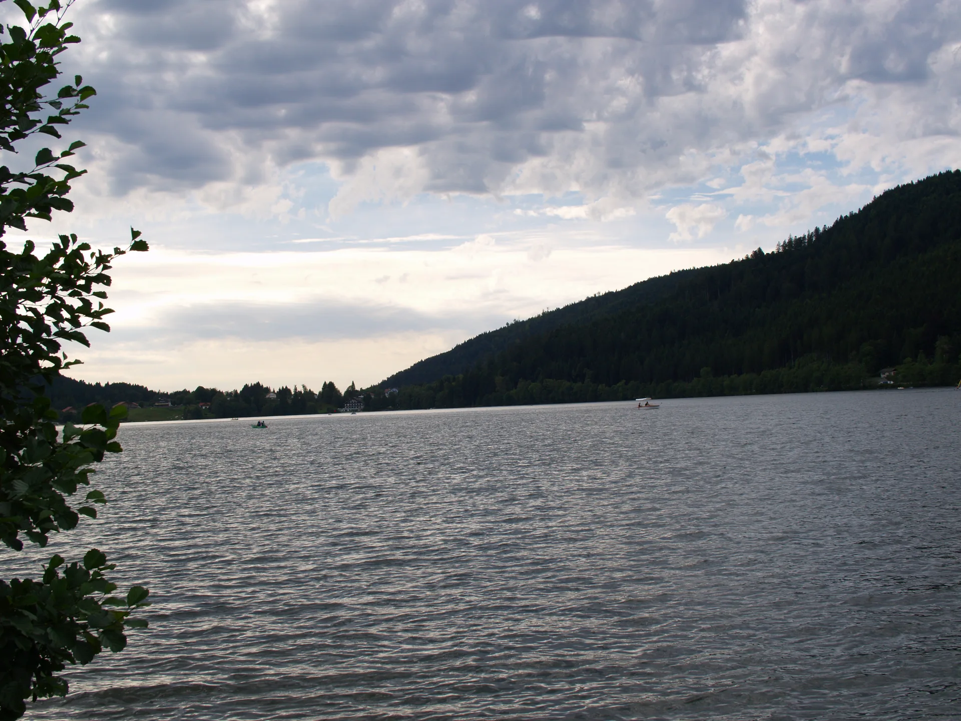 Lac de Gérardmer à Gérardmer — À 916 m du lac