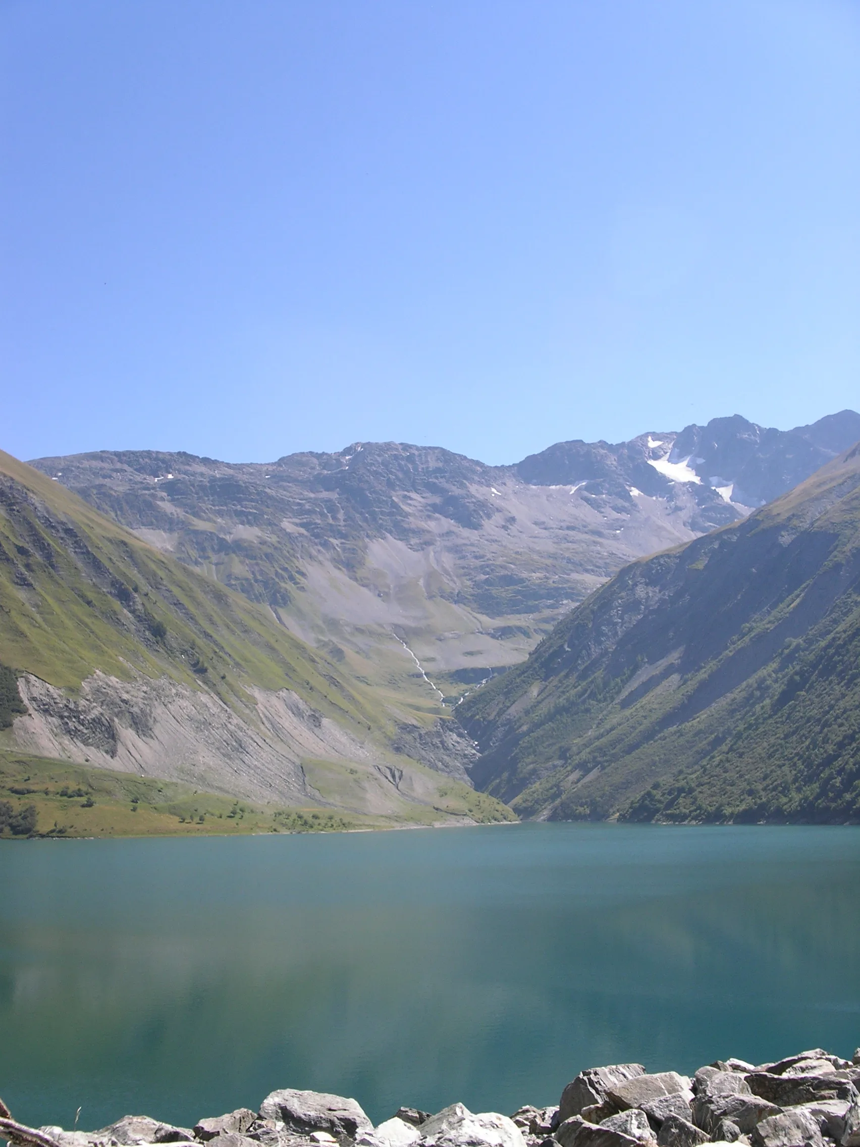 Lac de Grand Maison à Vaujany — À 288 m du lac