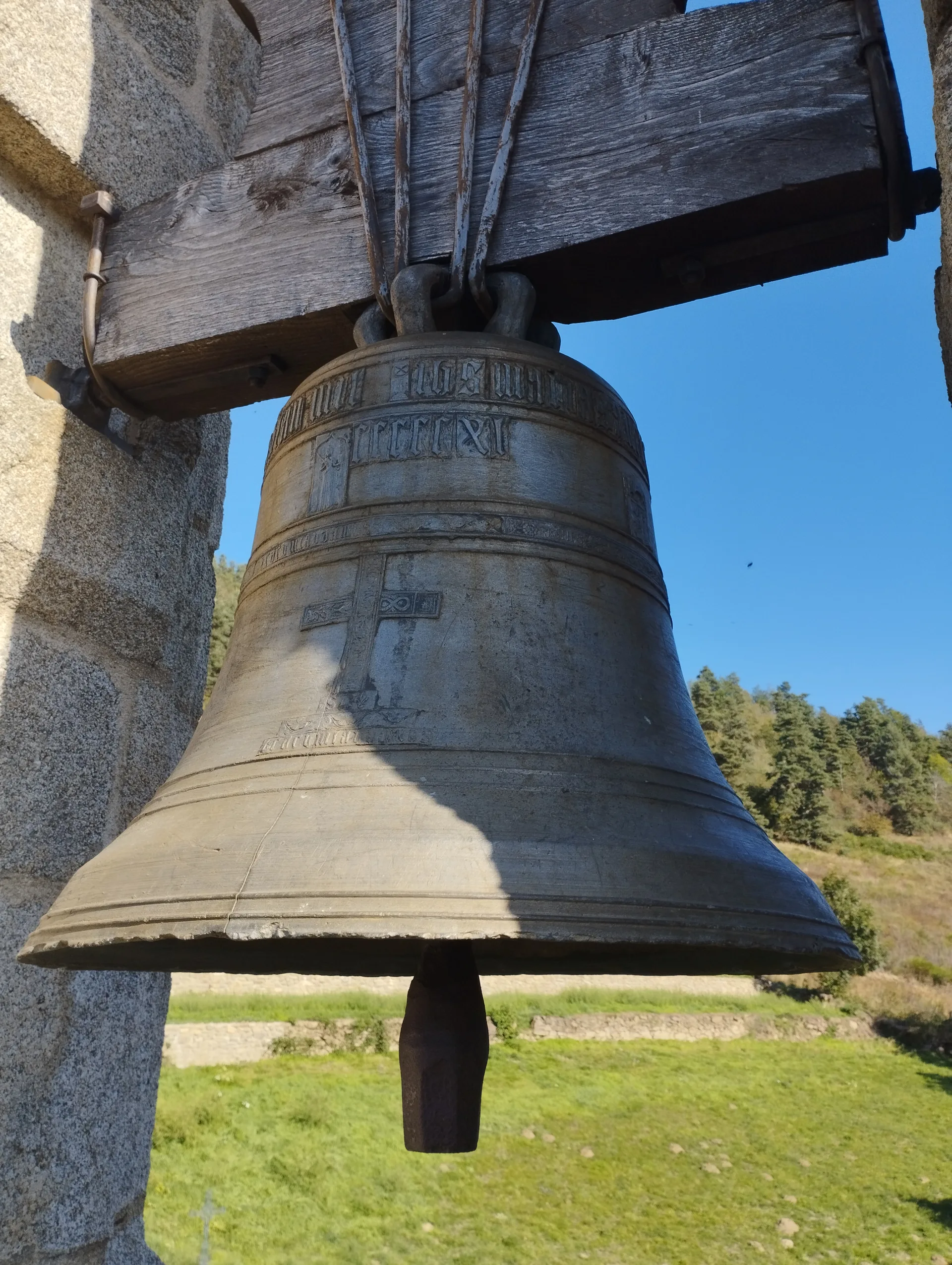 Lac de Grandval à Fridefont — À 4,3 km du lac