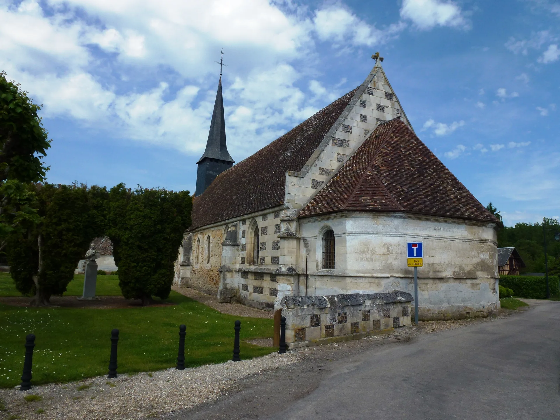 Lac de Grosley à Grosley-sur-Risle — À 1,2 km du lac