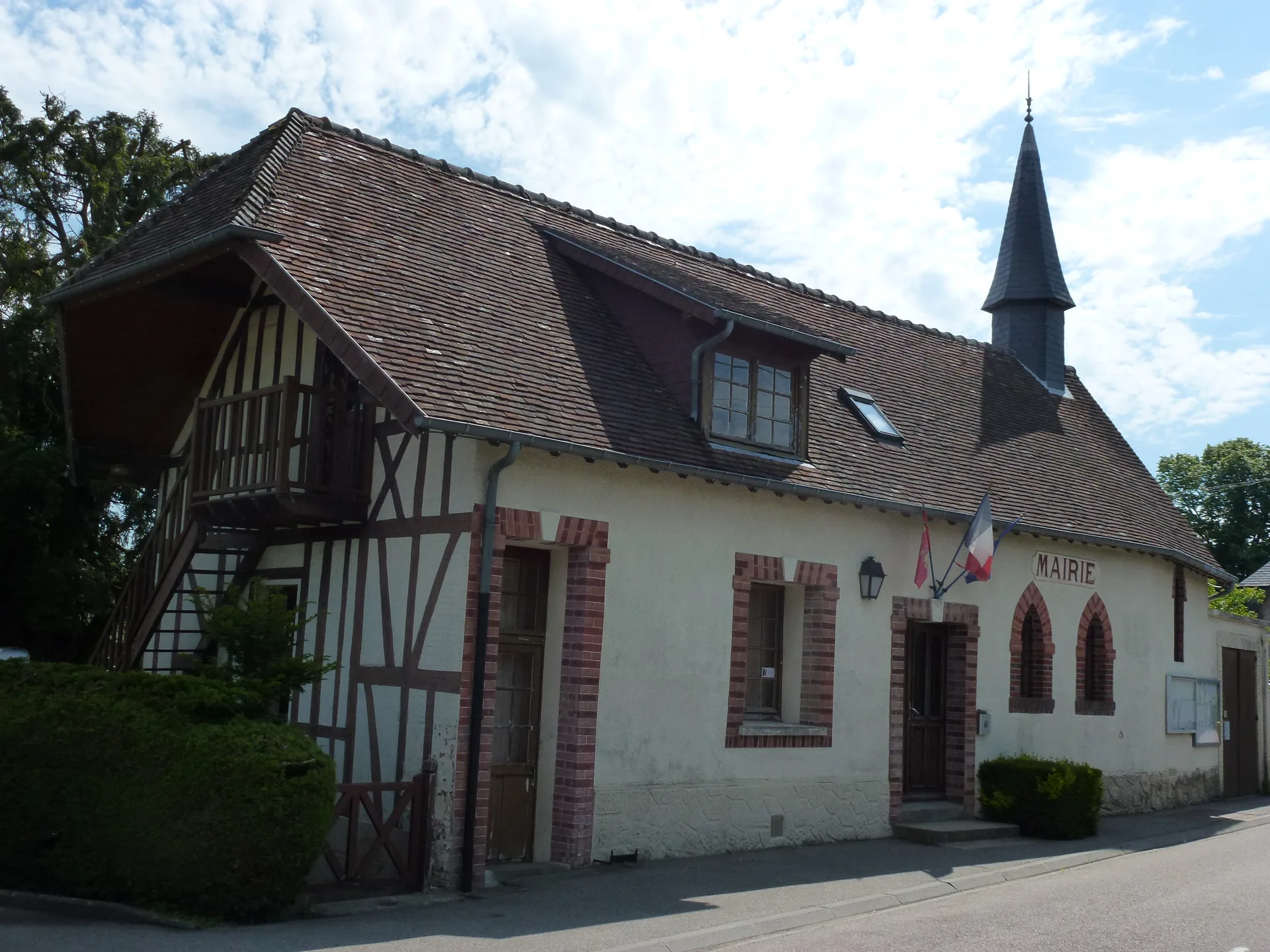 Lac de Grosley à Grosley-sur-Risle — À 1,8 km du lac