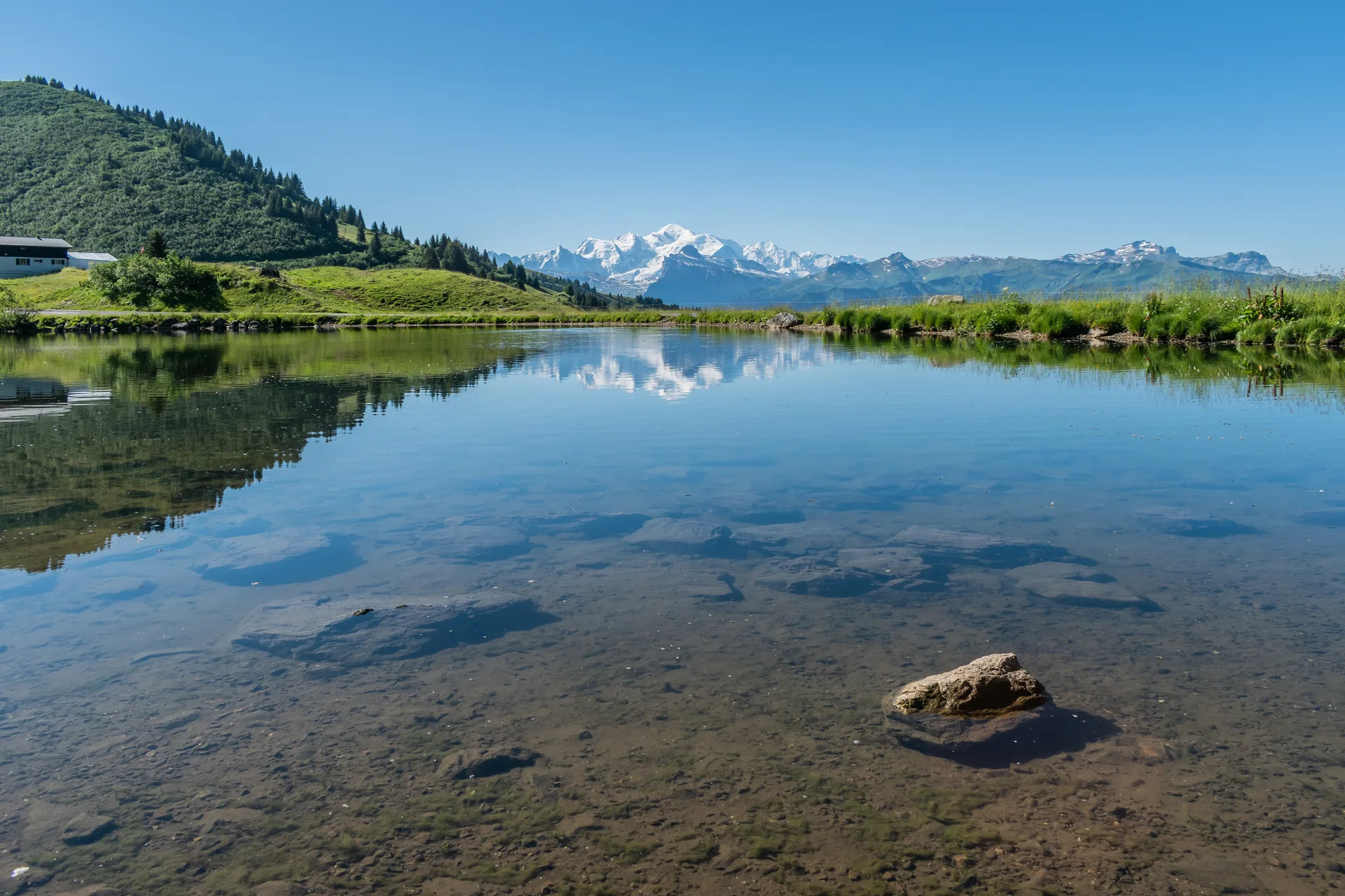 Lac de Joux Plane à Verchaix — Sur le lac