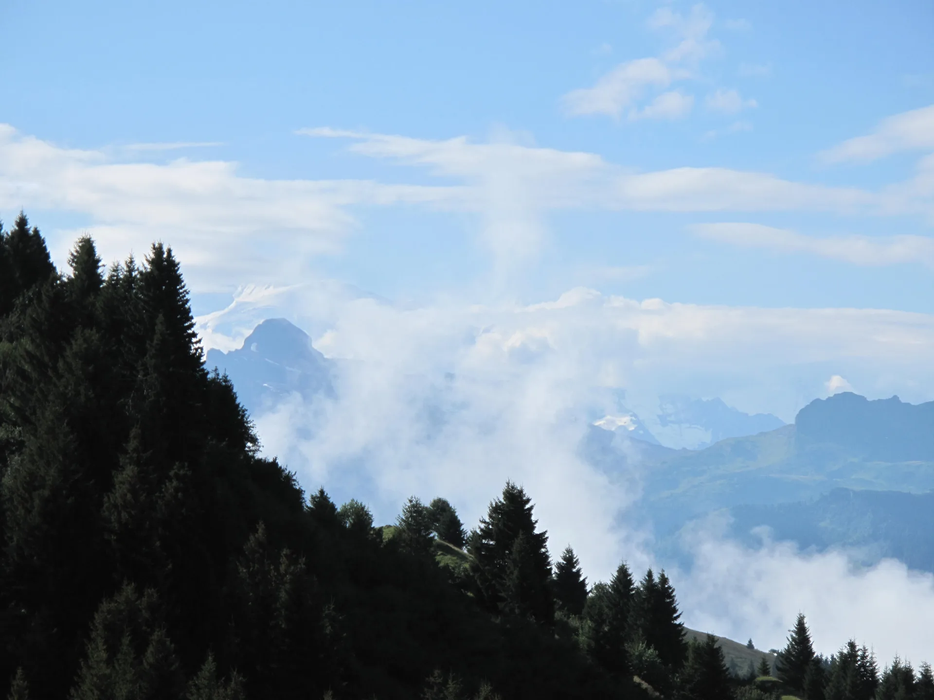Lac de Joux Plane à Verchaix — Sur le lac