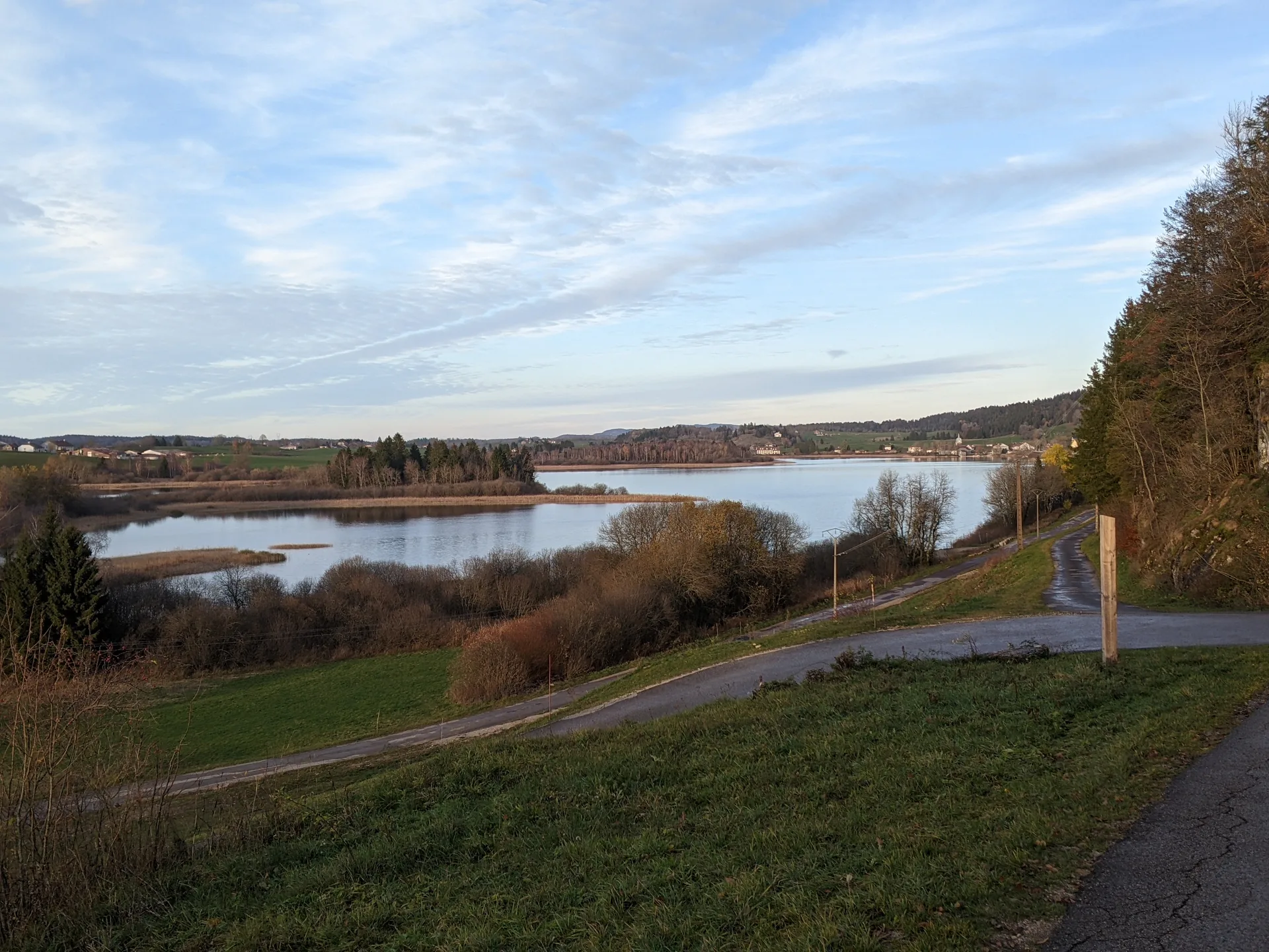 Lac de l'Abbaye à Grande-Rivière Château — À 1,6 km du lac