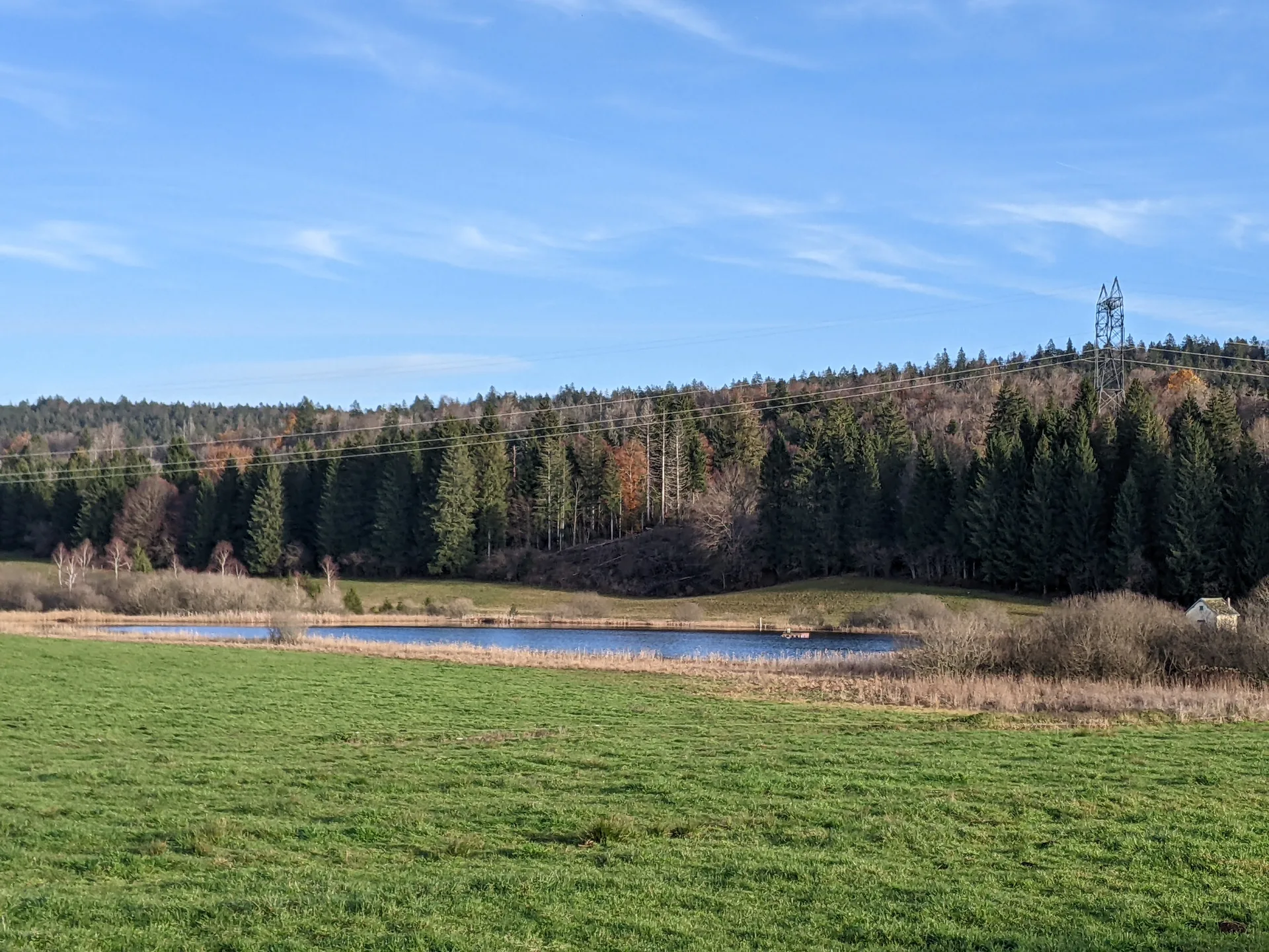 Lac de l'Abbaye à Grande-Rivière Château — À 3,0 km du lac