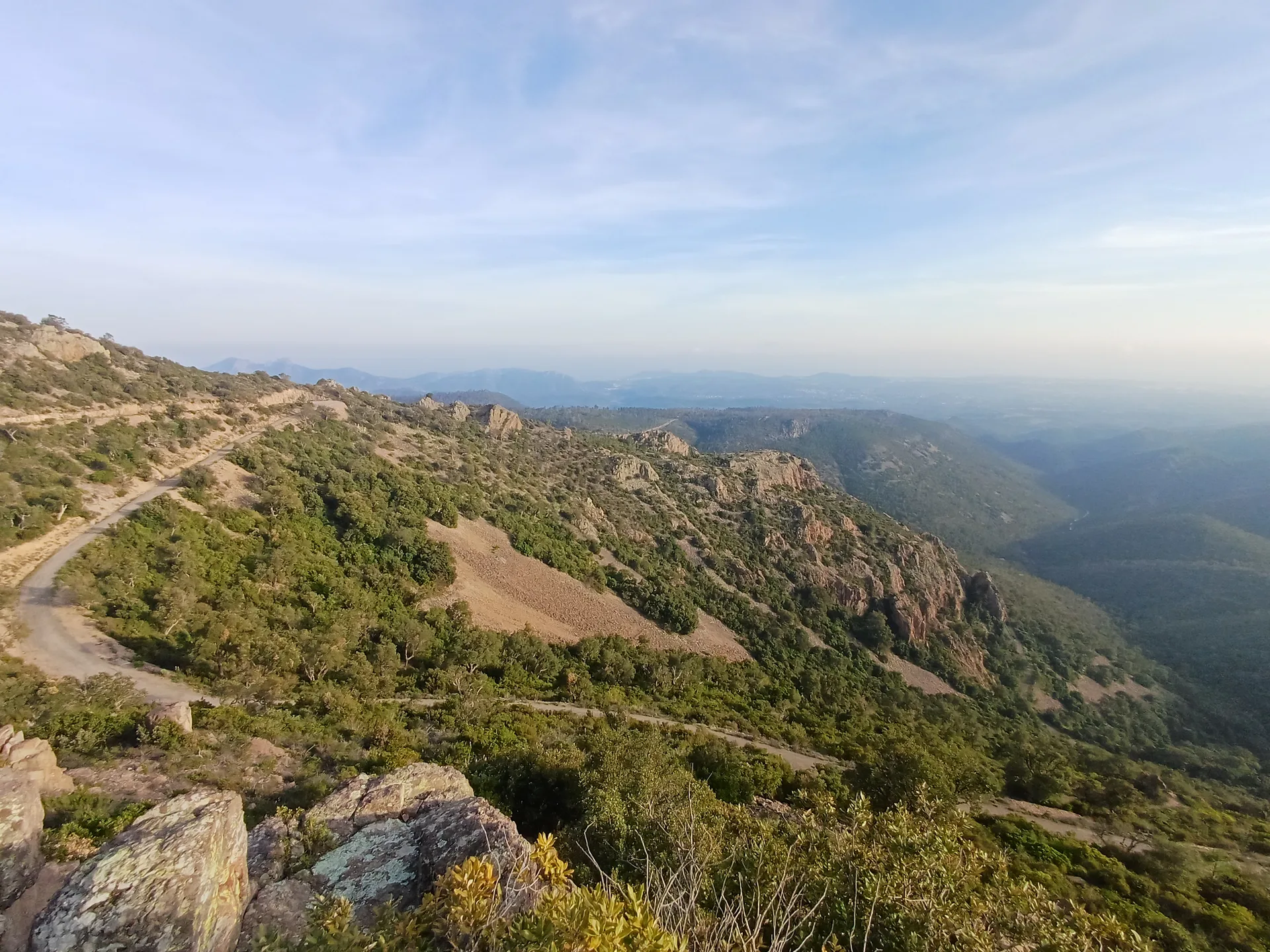 Lac de l'Avellan à Fréjus — À 2,3 km du lac