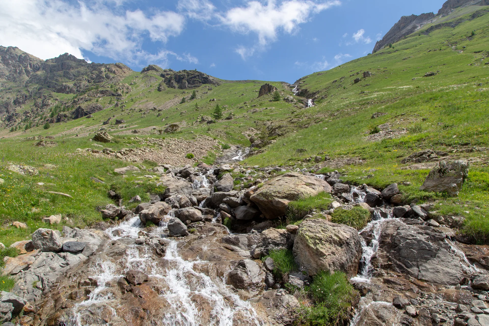 Lac de l'Eychauda à Vallouise-Pelvoux — À 2,3 km du lac