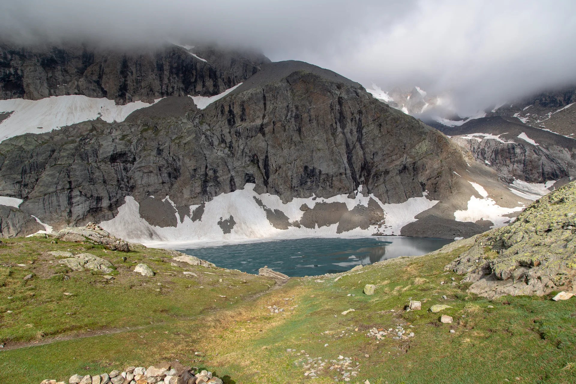 Lac de l'Eychauda à Vallouise-Pelvoux — À 204 m du lac