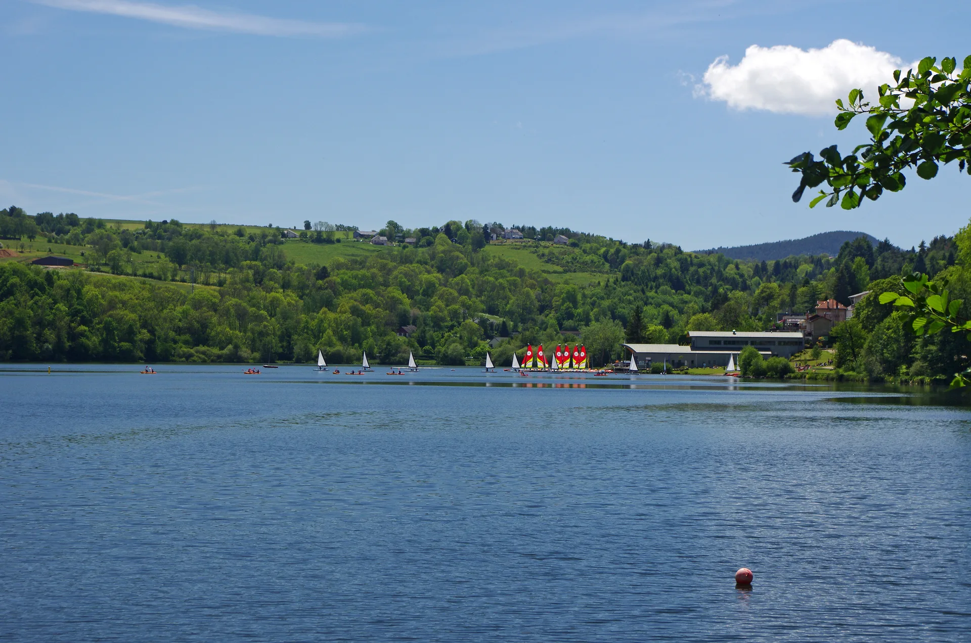 Lac de la Cassière à Aydat — À 2,1 km du lac
