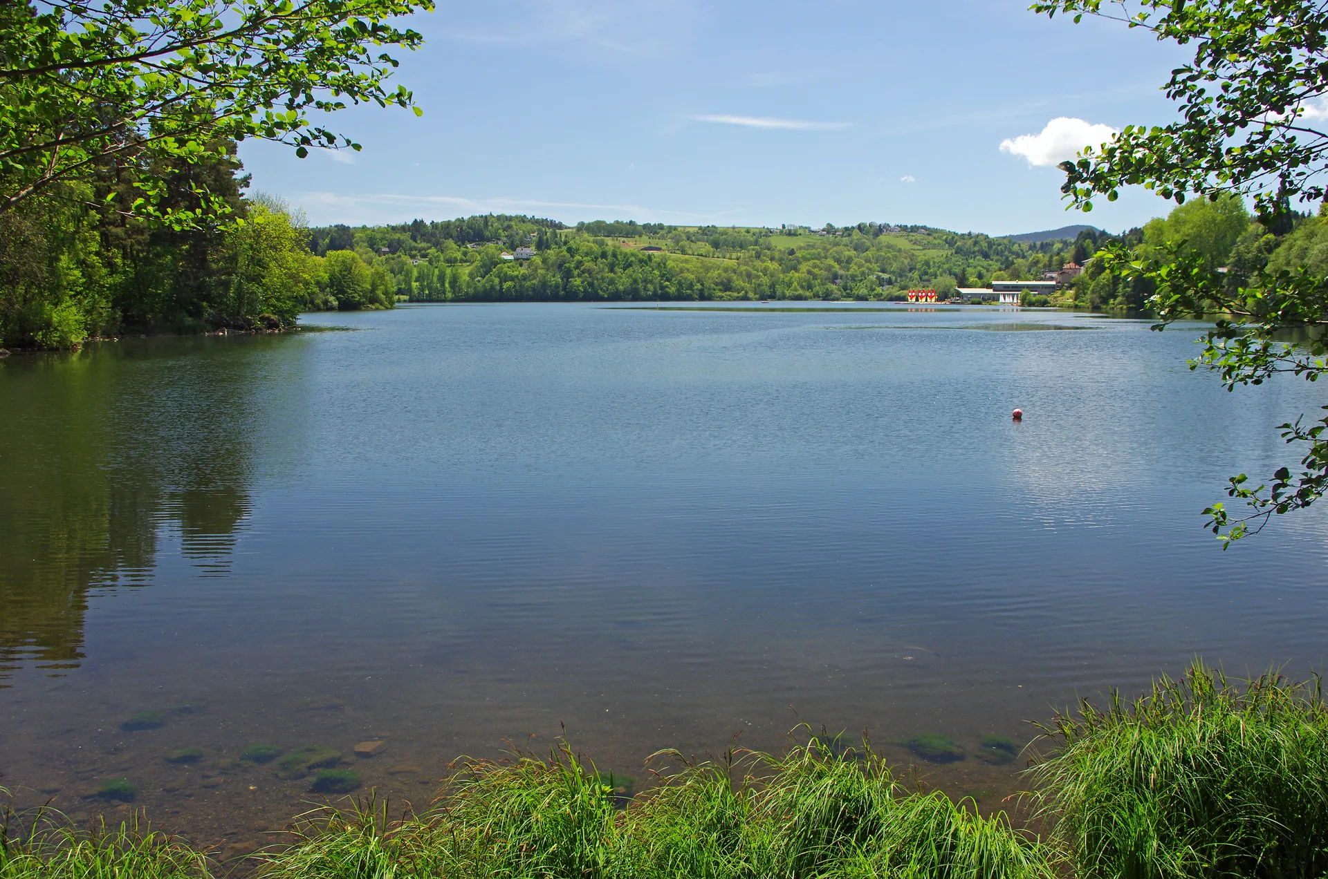 Lac de la Cassière à Aydat — À 2,1 km du lac