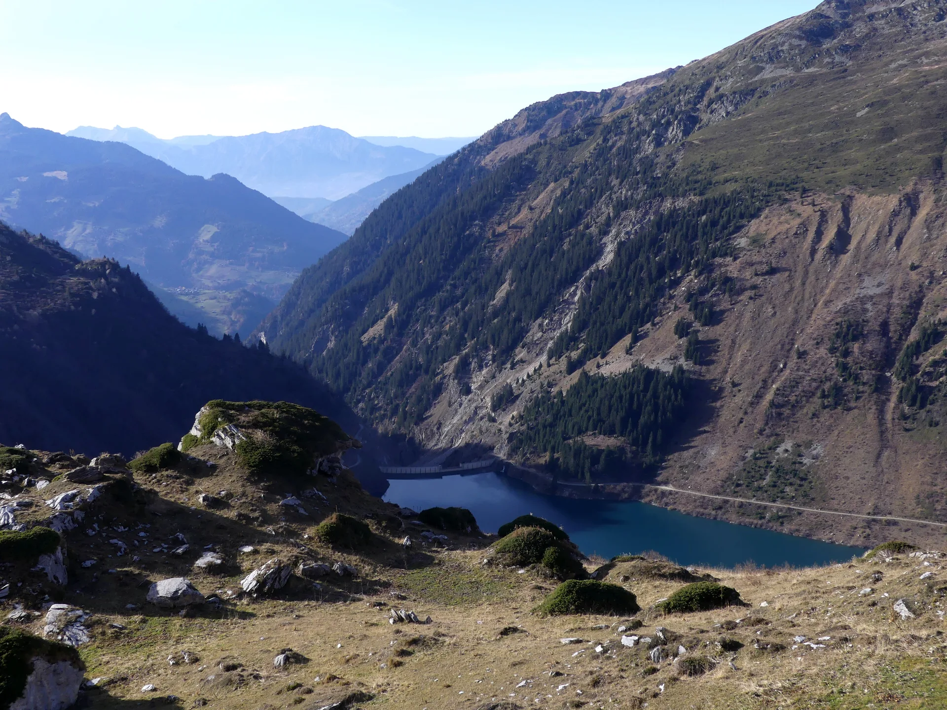 Lac de La Gittaz à Beaufort — À 779 m du lac