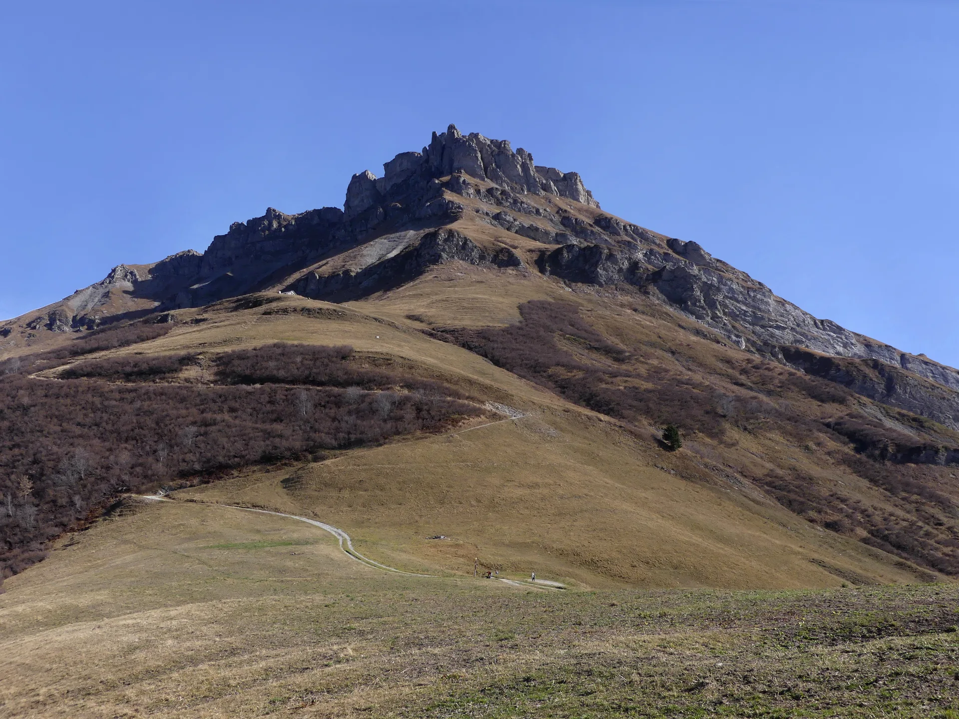 Lac de La Gittaz à Beaufort — À 752 m du lac