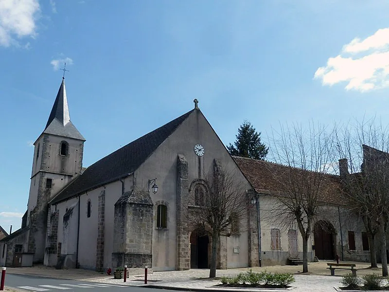 Lac de la Goule à Bessais-le-Fromental — À 2,9 km du lac