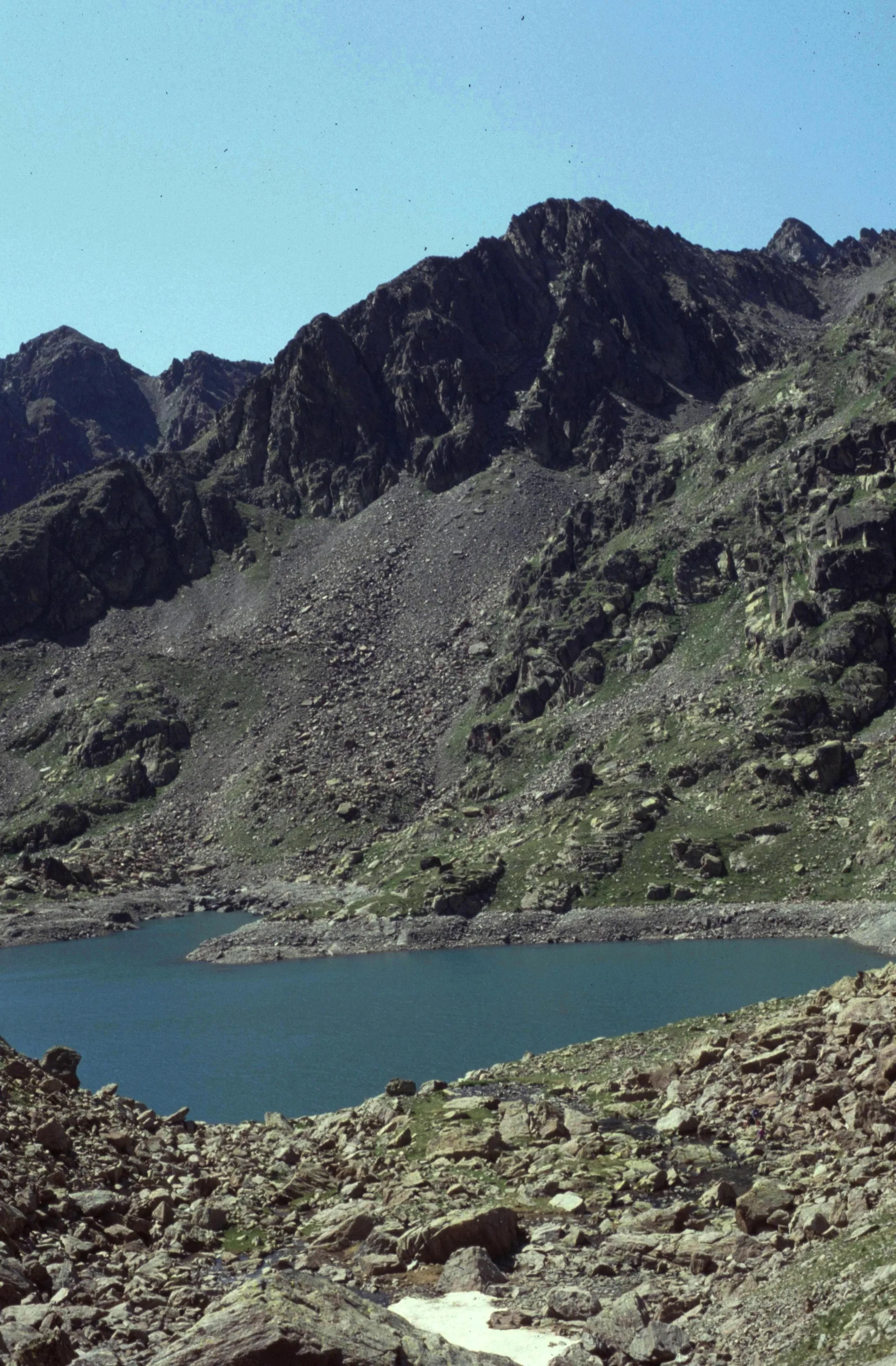 Lac de la Montagnette à Saint-Étienne-de-Tinée — À 1,1 km du lac