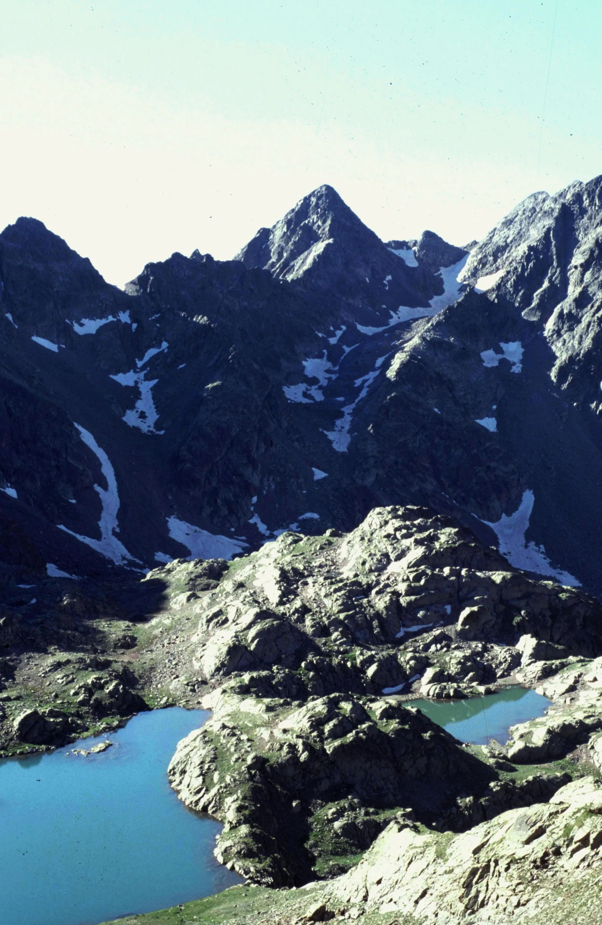 Lac de la Montagnette à Saint-Étienne-de-Tinée — À 329 m du lac