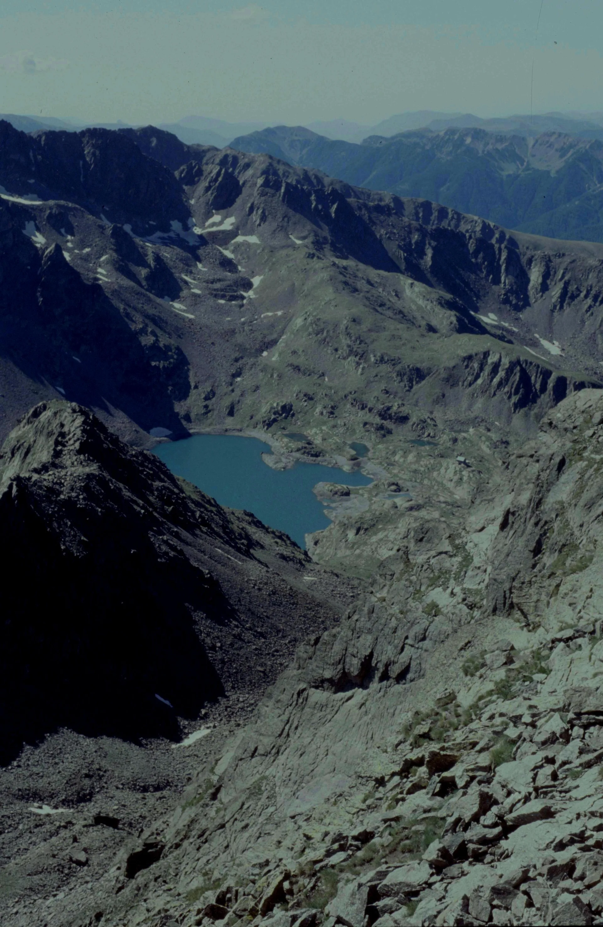 Lac de la Montagnette à Saint-Étienne-de-Tinée — À 897 m du lac