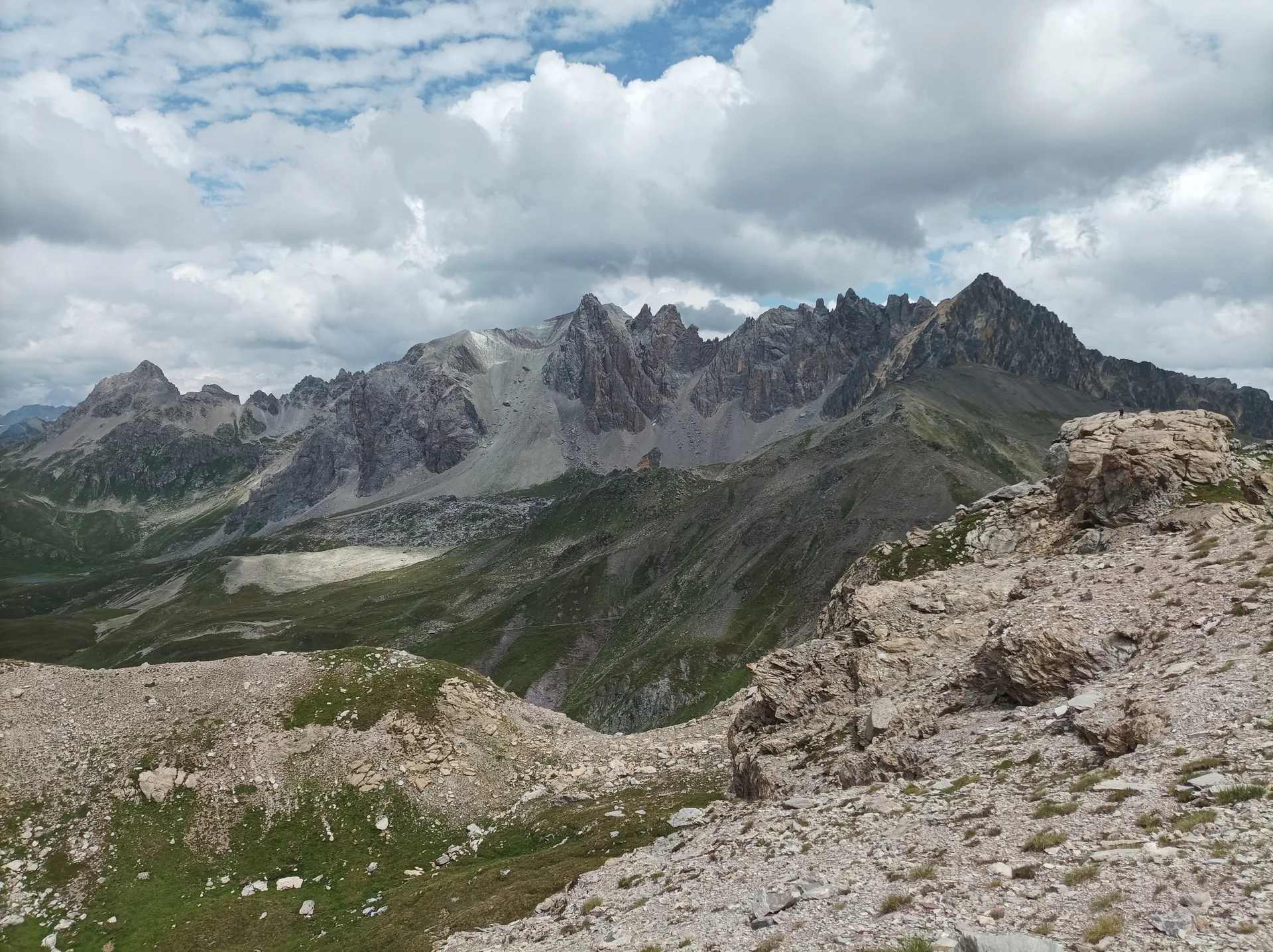 Lac de la Ponsonnière à Le Monêtier-les-Bains — À 1,2 km du lac