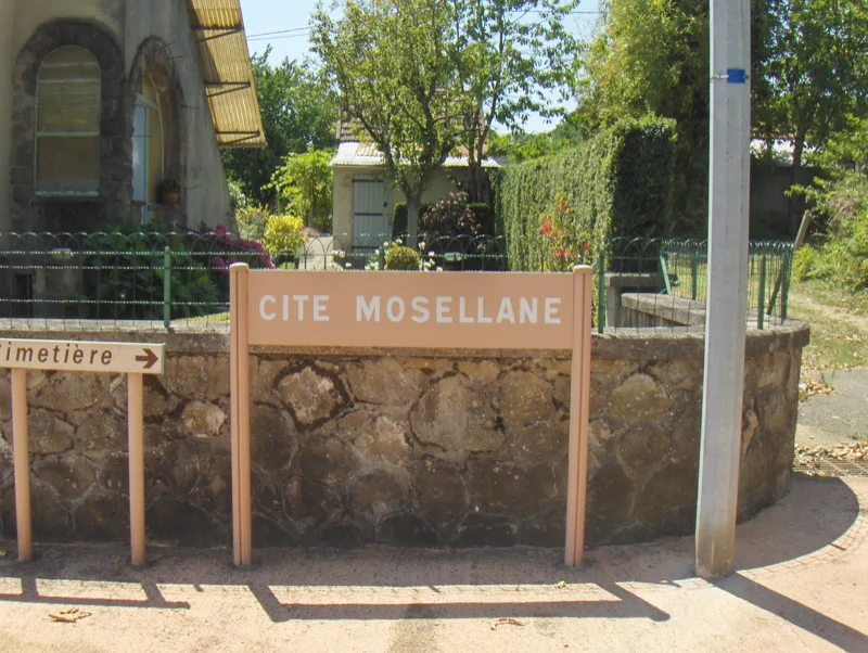 Lac de la Roucarier à Monestiés — À 3,3 km du lac