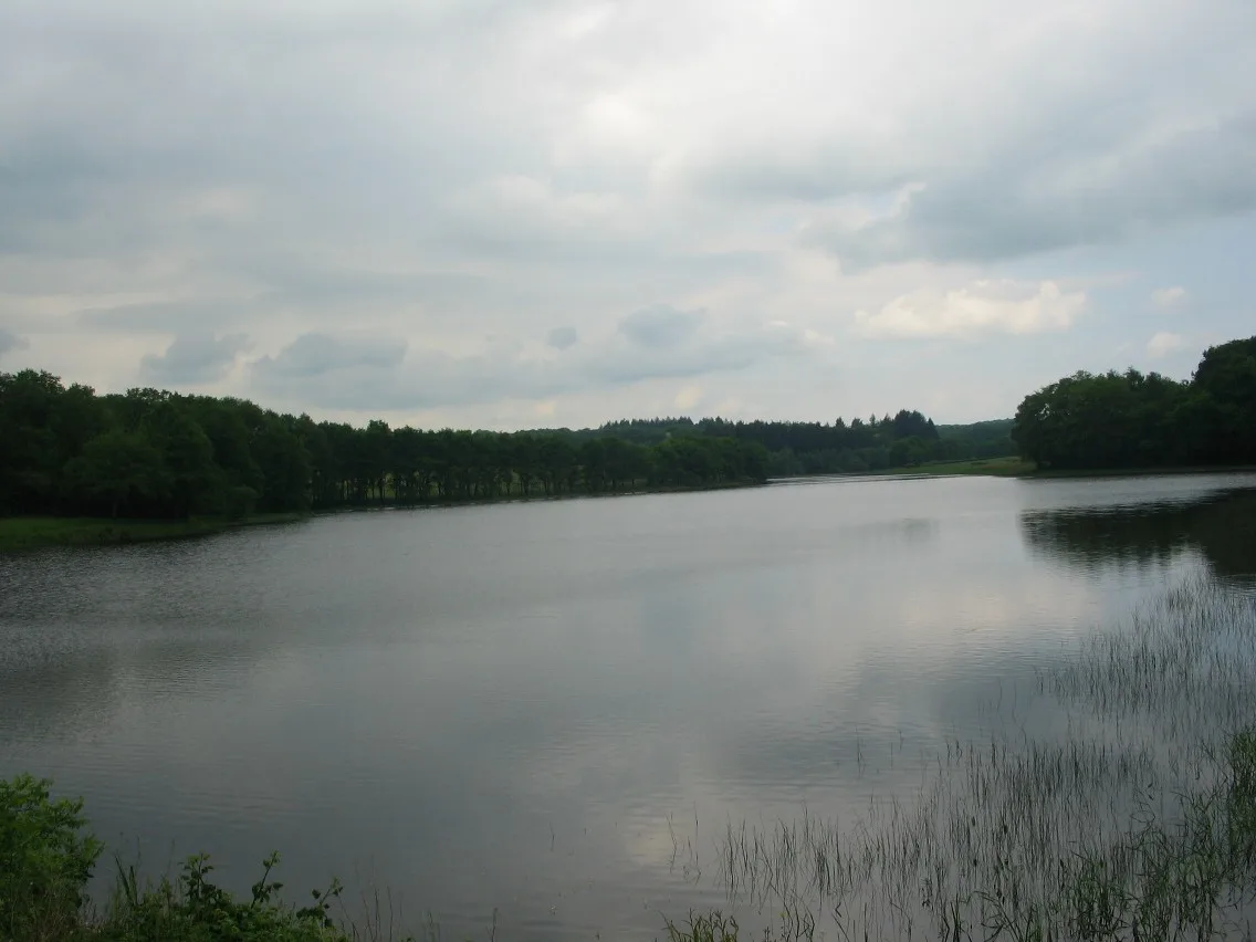 Lac de la Sorme à Blanzy — À 499 m du lac