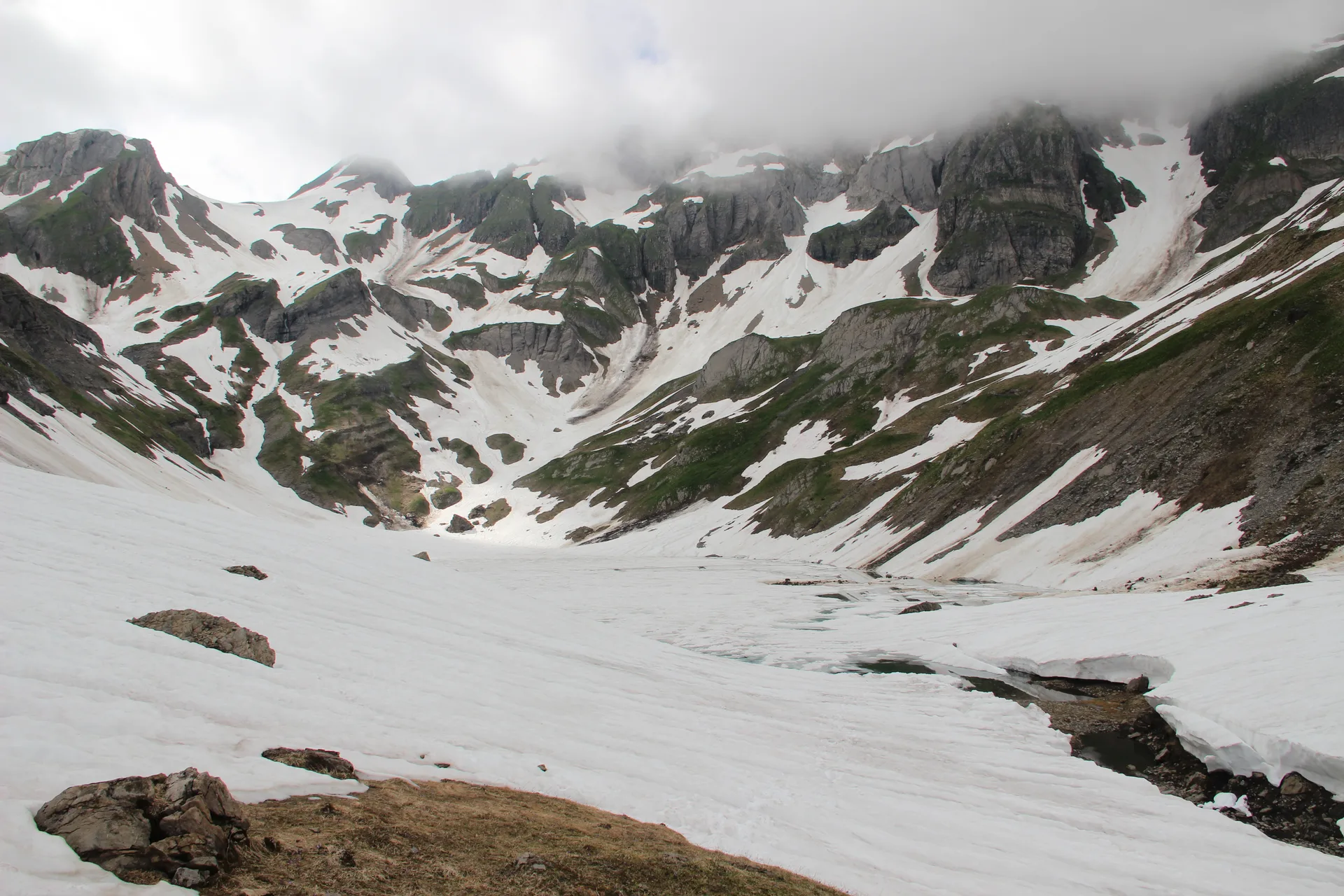 Lac de la Vogealle à Sixt-Fer-à-Cheval — Sur le lac