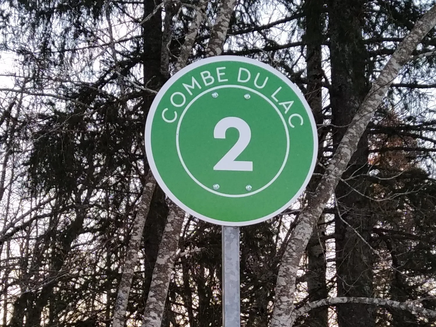 Lac de Lamoura à Lamoura — À 1,1 km du lac