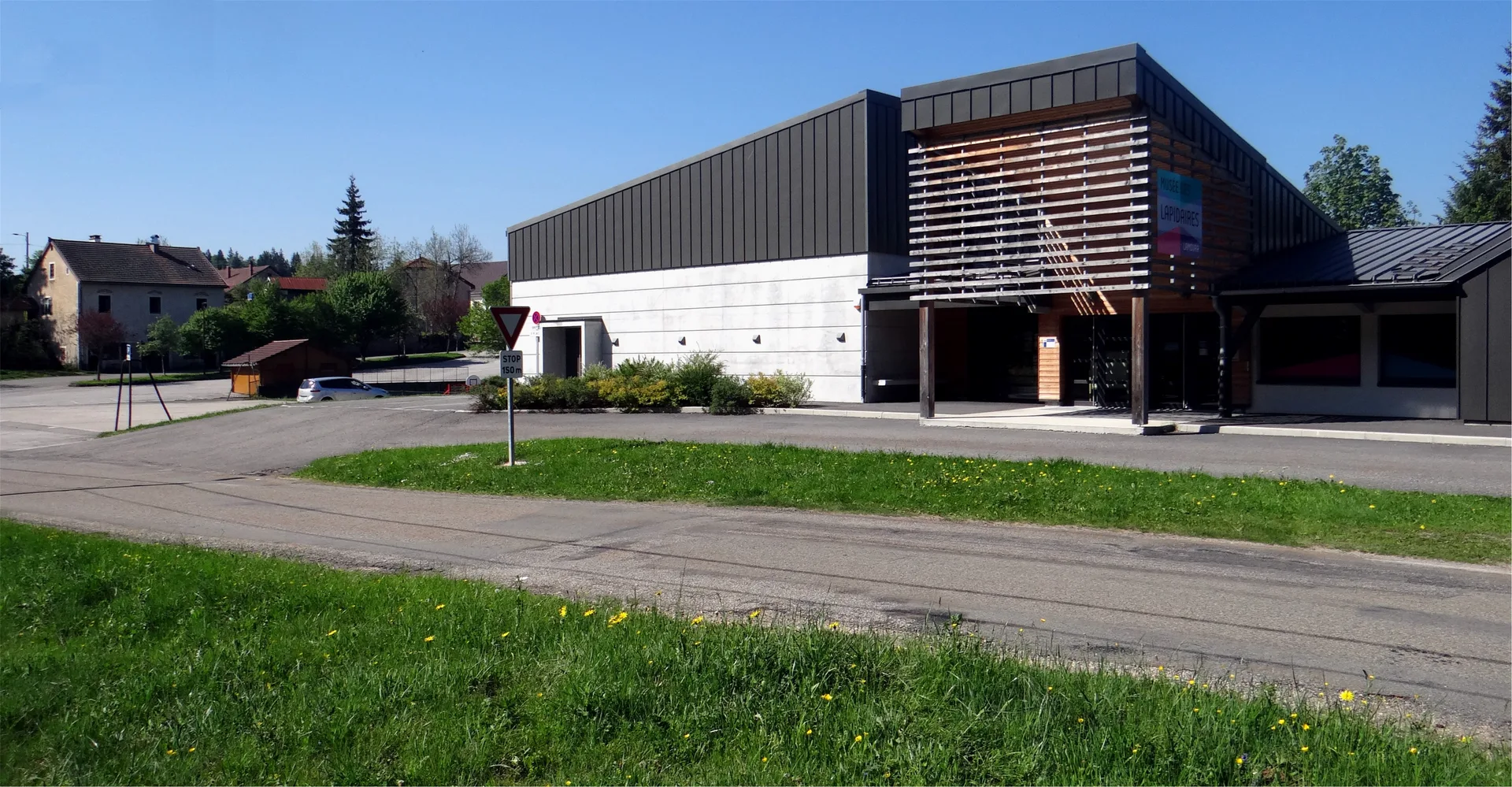 Lac de Lamoura à Lamoura — À 1,2 km du lac