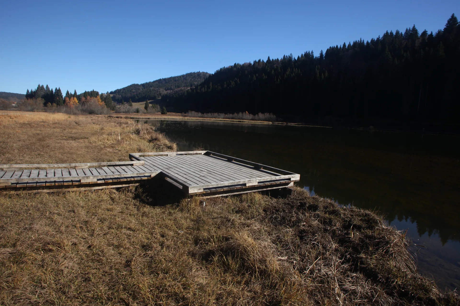 Lac de Lamoura à Lamoura — À 223 m du lac