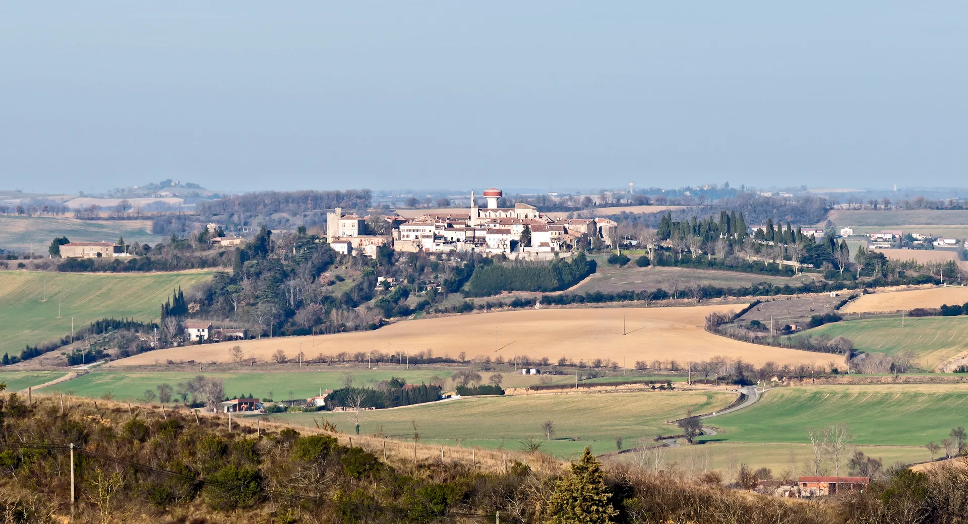 Lac de Lenclas à Saint-Félix-Lauragais — À 2,6 km du lac