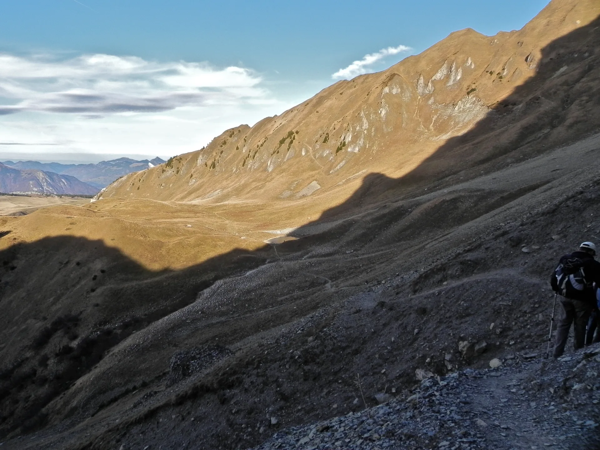 Lac de Lessy à Glières-Val-de-Borne — À 1,5 km du lac
