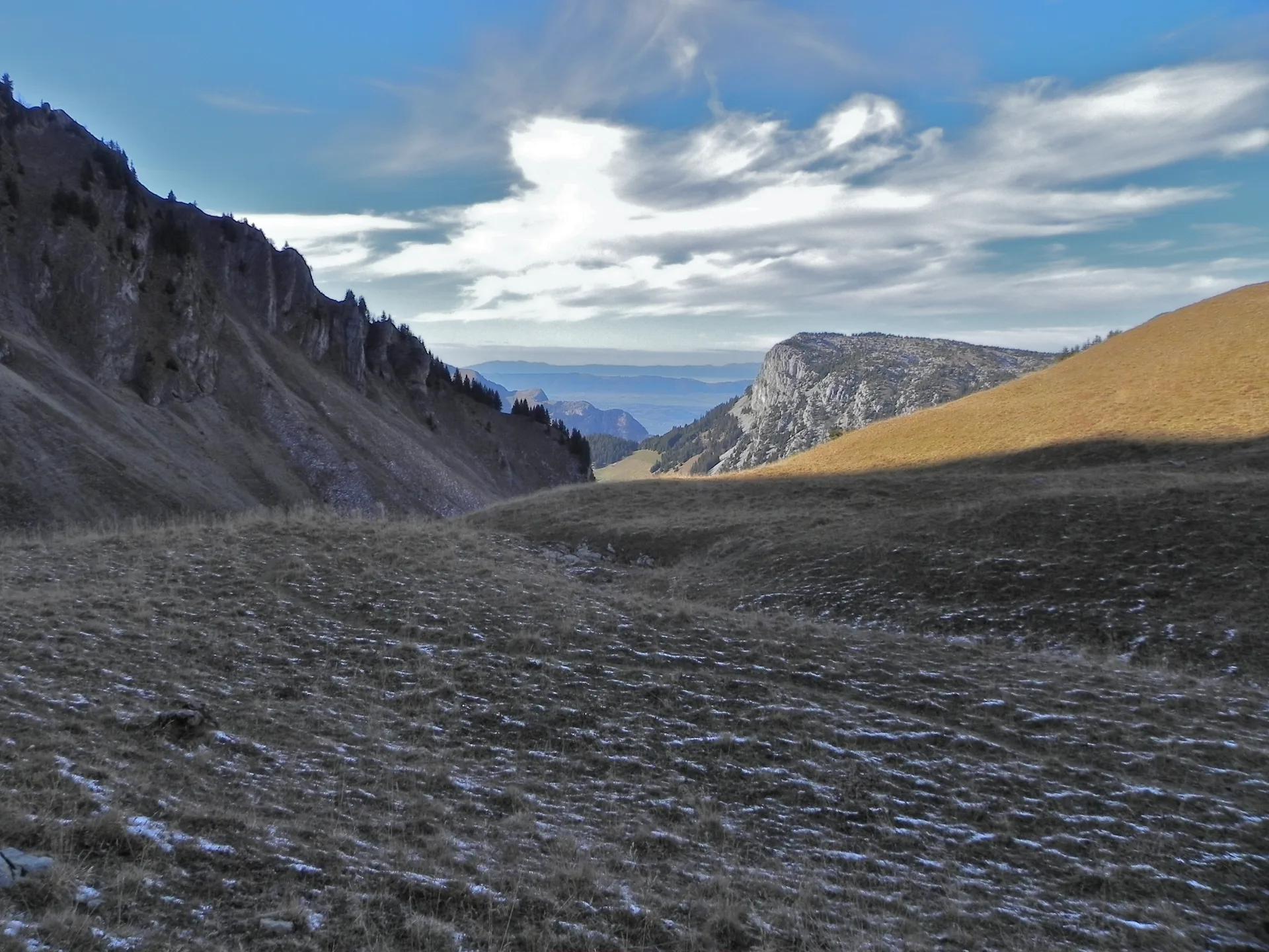 Lac de Lessy à Glières-Val-de-Borne — À 1,7 km du lac