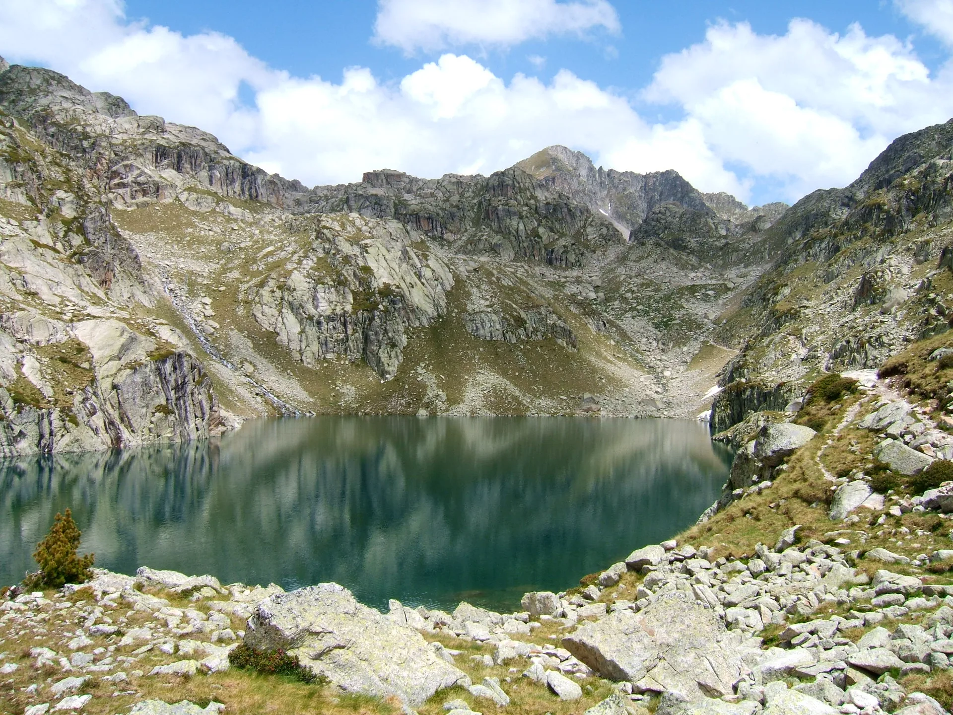 Lac de Liantran à Estaing — À 3,5 km du lac