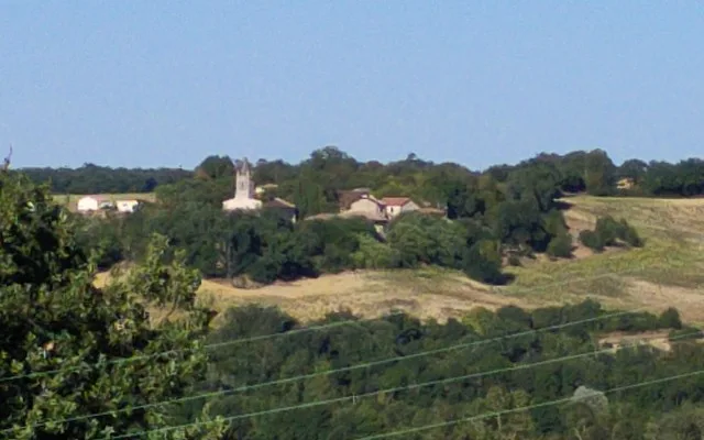 Lac de Mauvezin à Mauvezin — À 2,6 km du lac