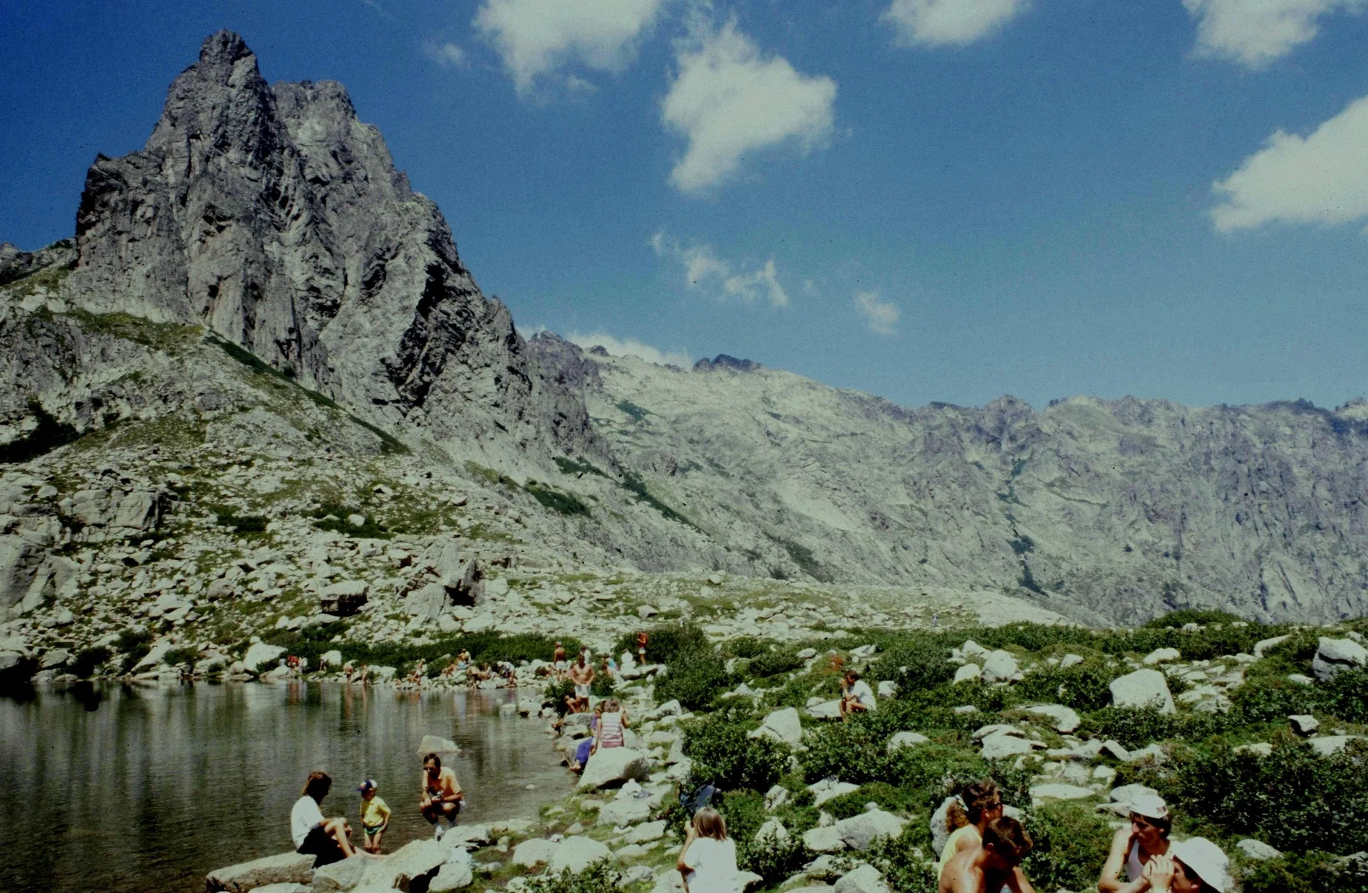 Lac de Melo à Corte — À 244 m du lac