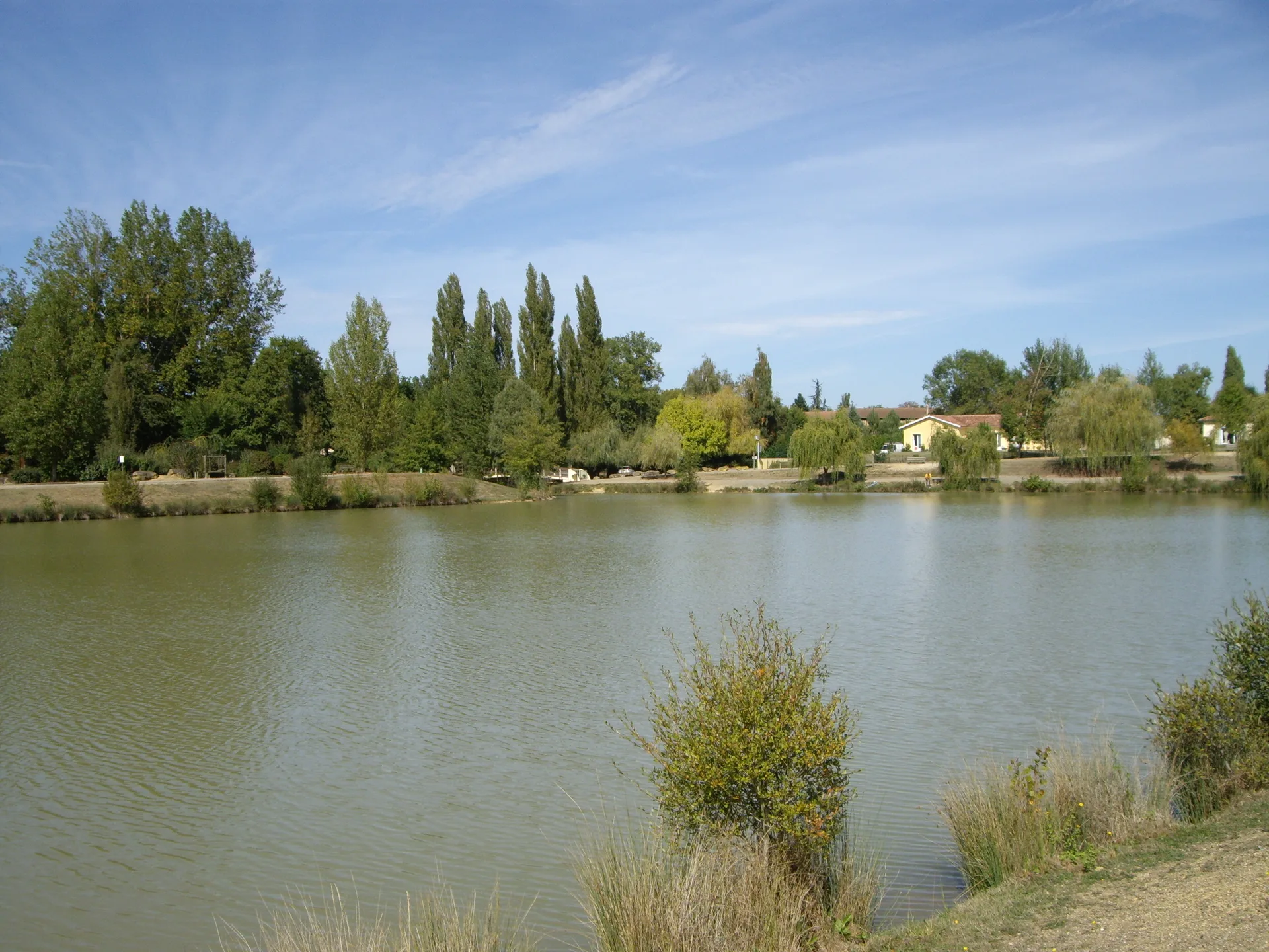 Lac de Mirande à Mirande — Sur le lac
