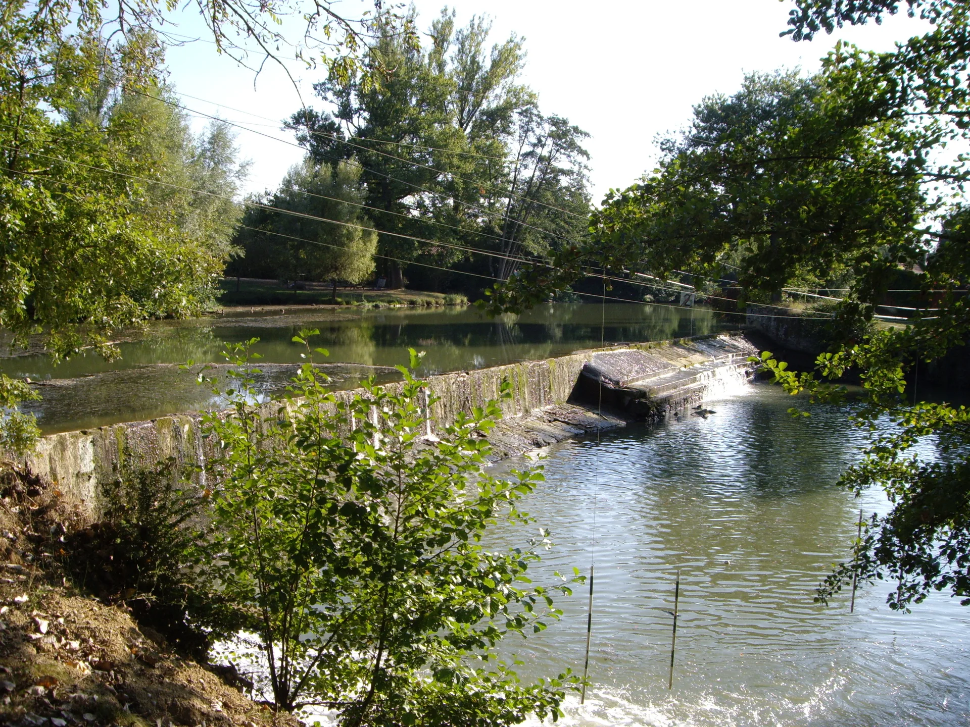 Lac de Mirande à Mirande — Sur le lac