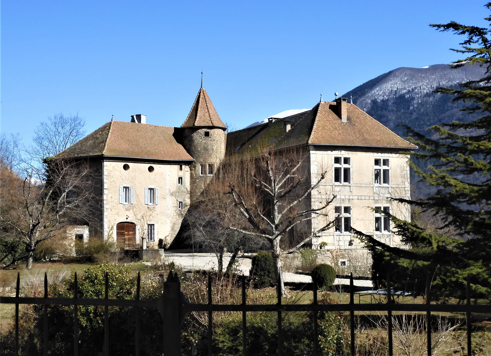 Lac de Monteynard-Avignonet à Avignonet — À 3,8 km du lac