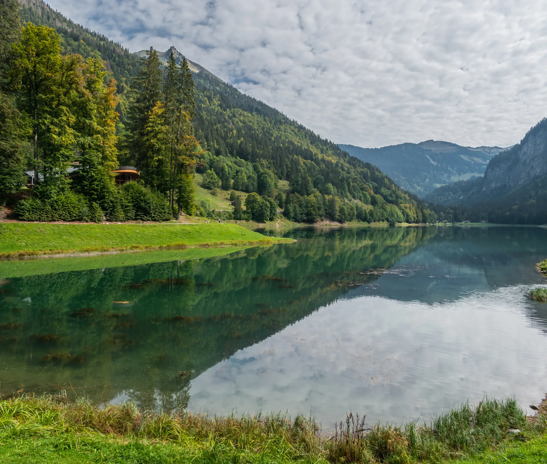 Lac de Montriond à Montriond — Sur le lac