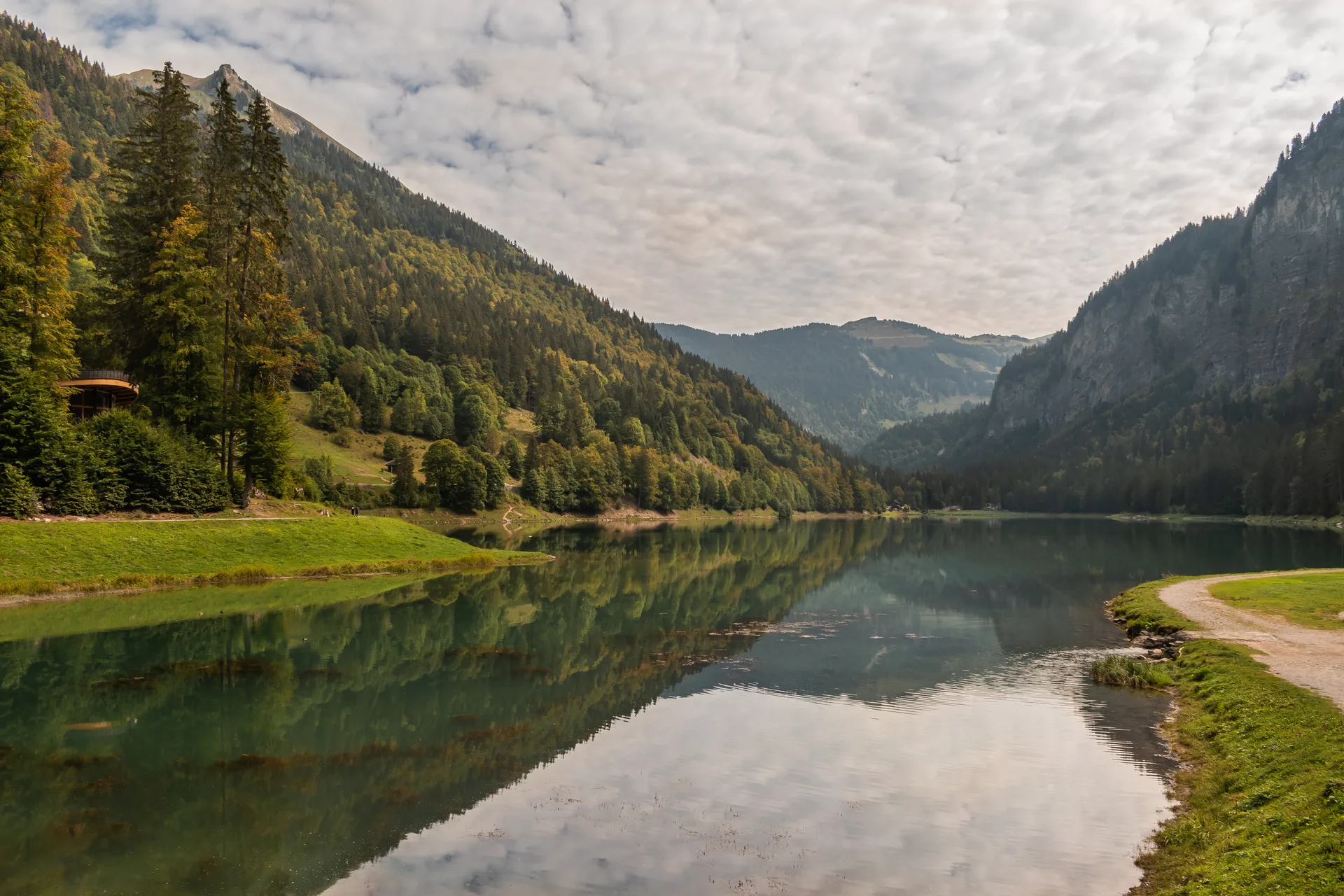 Lac de Montriond à Montriond — Sur le lac