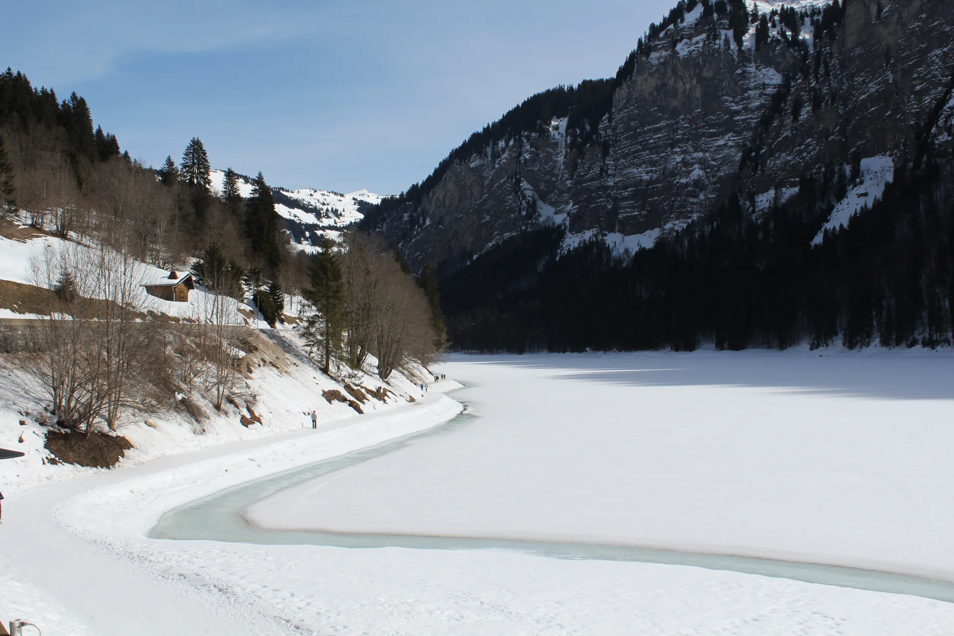 Lac de Montriond à Montriond — À 259 m du lac