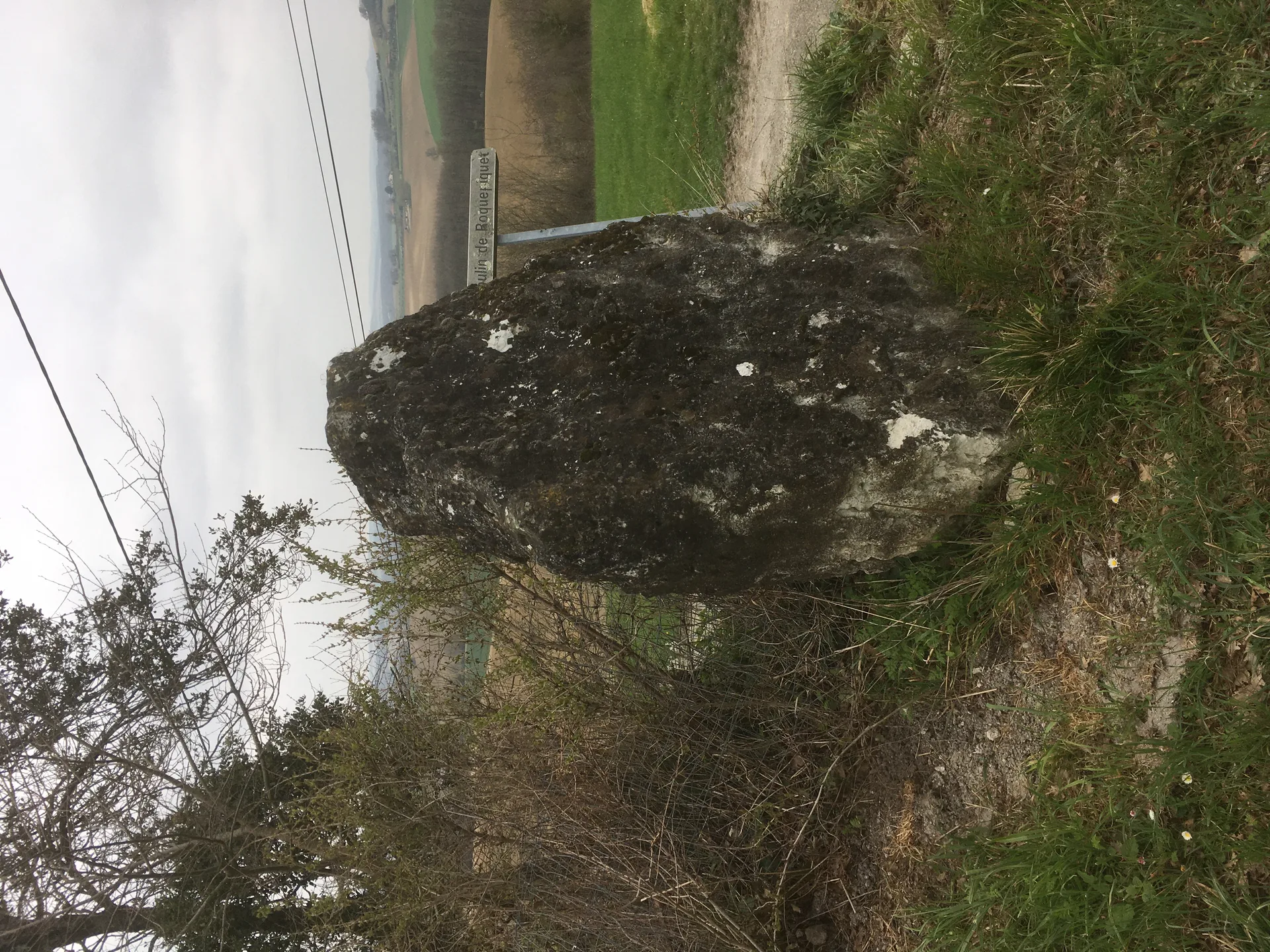 Lac de Moulinet à Tombebœuf — À 3,6 km du lac