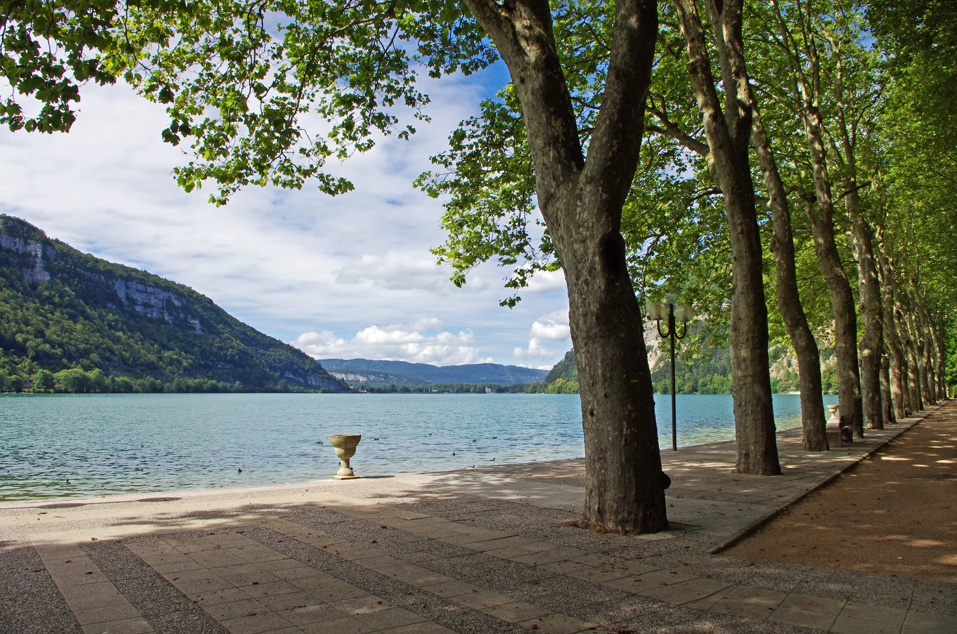 Lac de Nantua à Nantua — À 1,1 km du lac