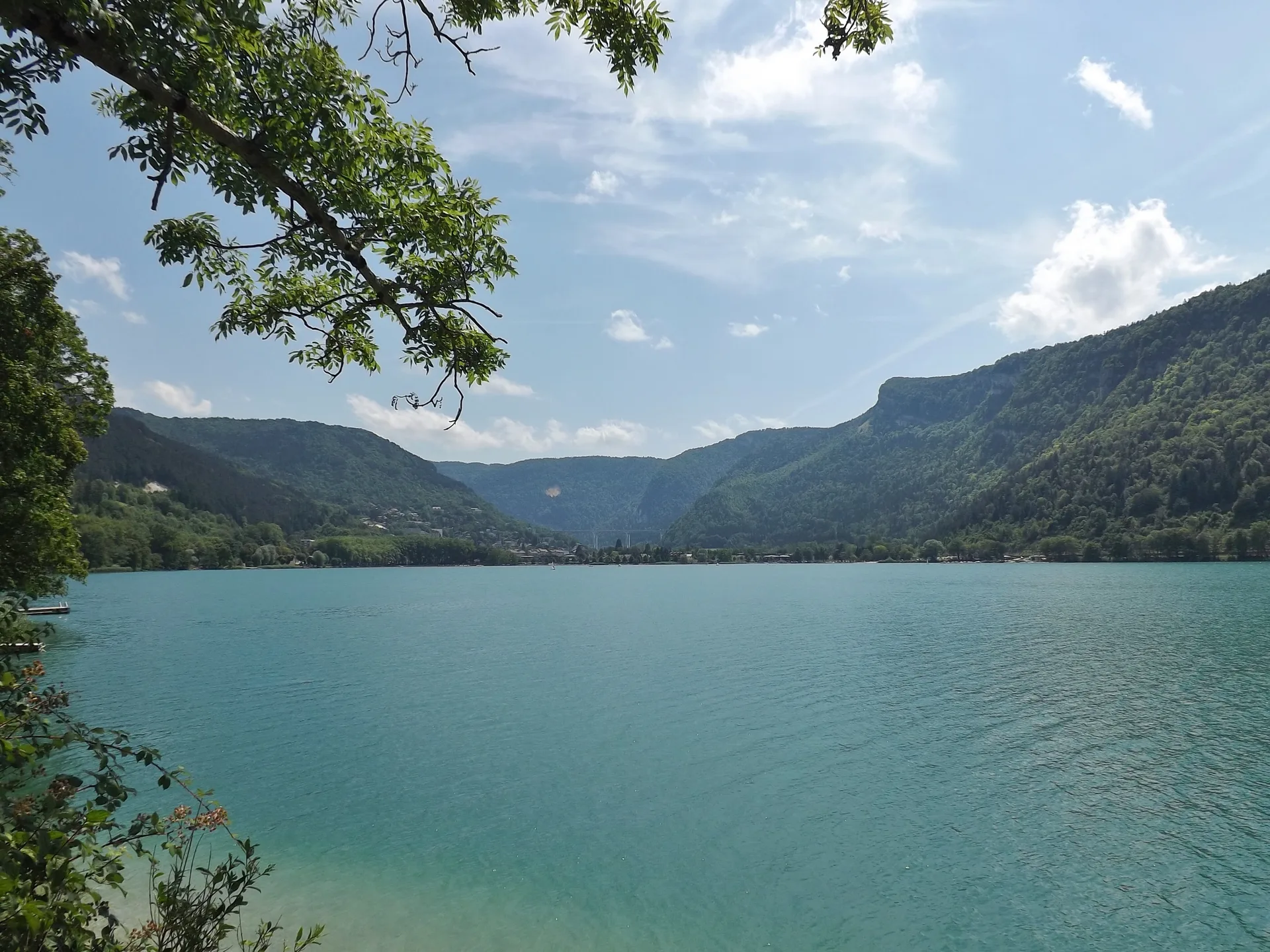 Lac de Nantua à Nantua — Sur le lac