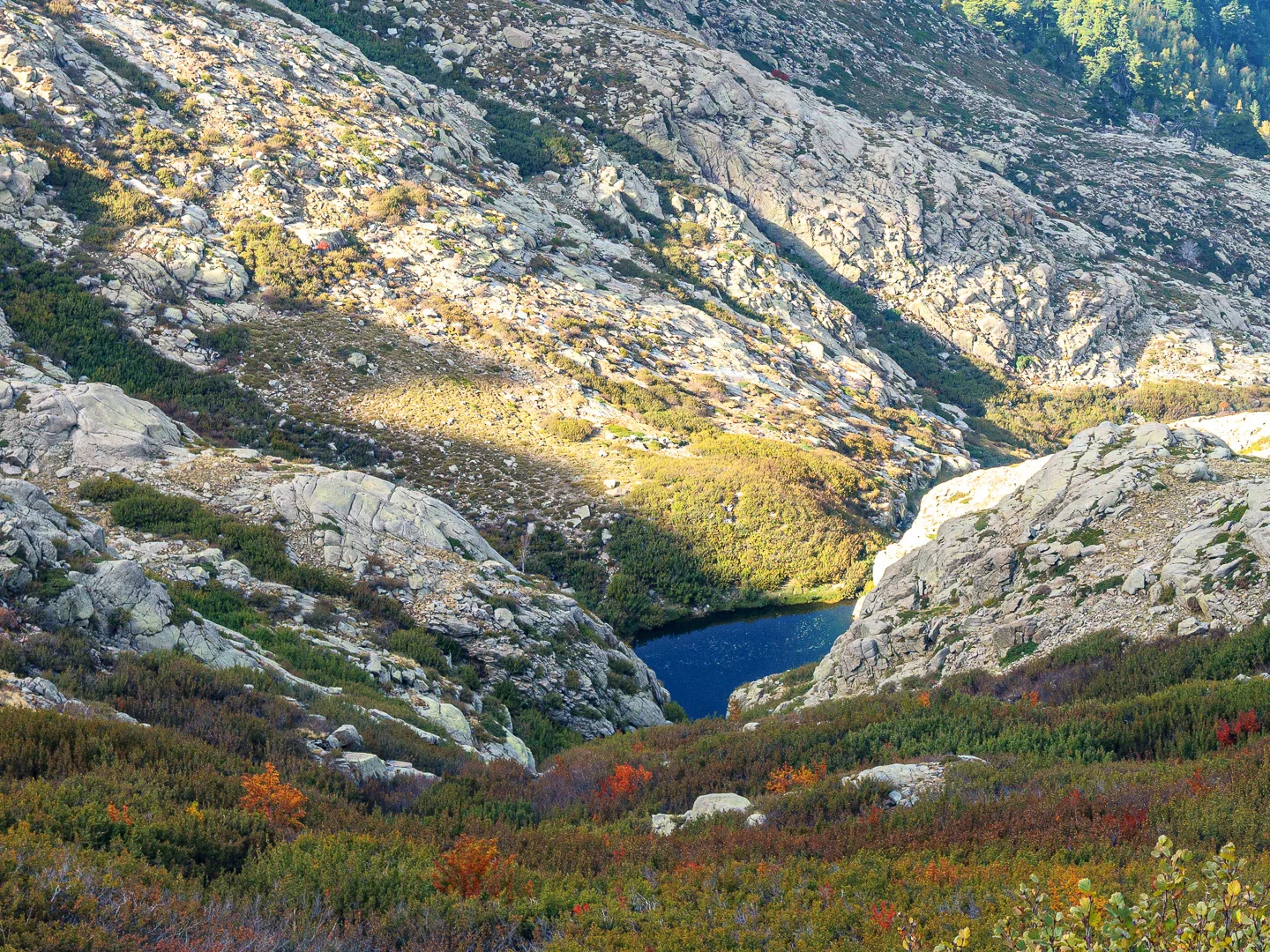 Lac de Nino à Corte — À 1,9 km du lac